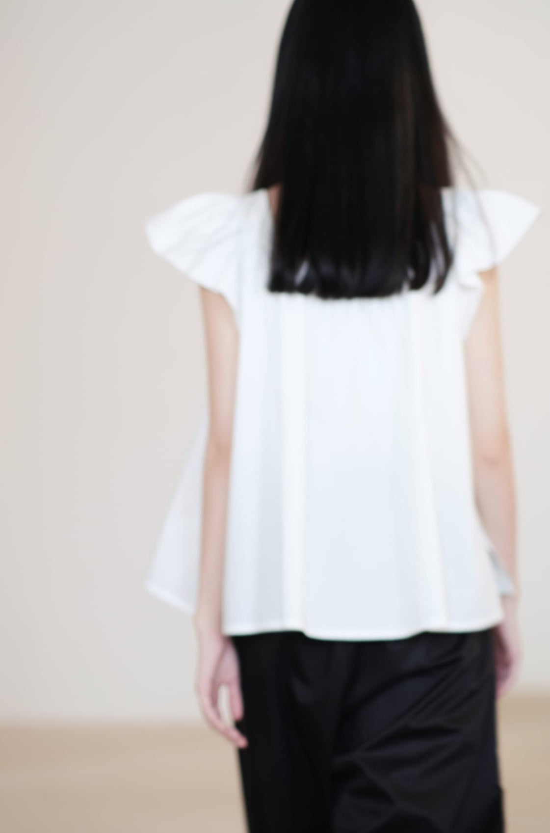 EDHA VEST (WHITE)