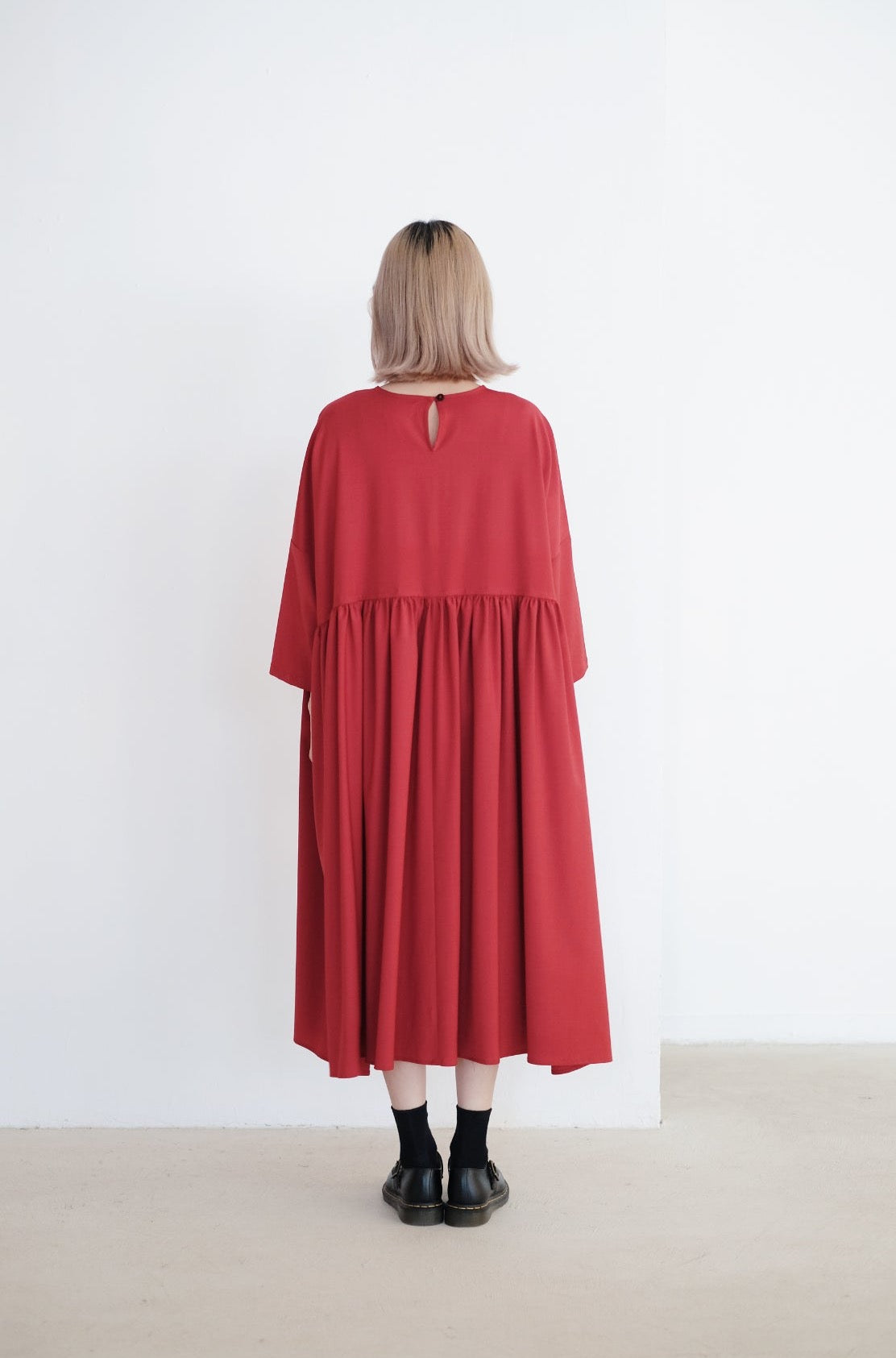 MIA DRESS (RED)