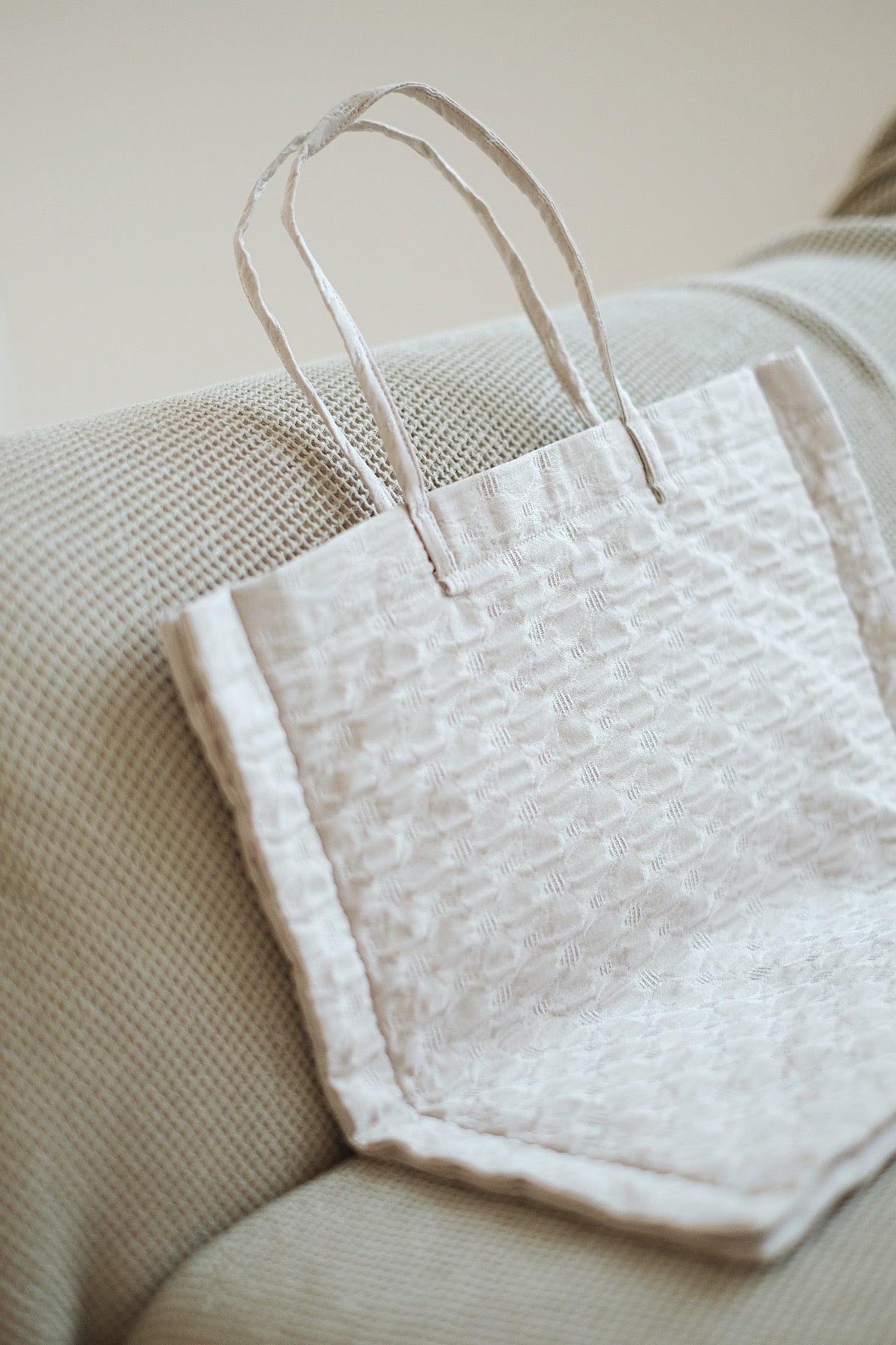 SUNSHOWER AFTERNOON TOTE BAG