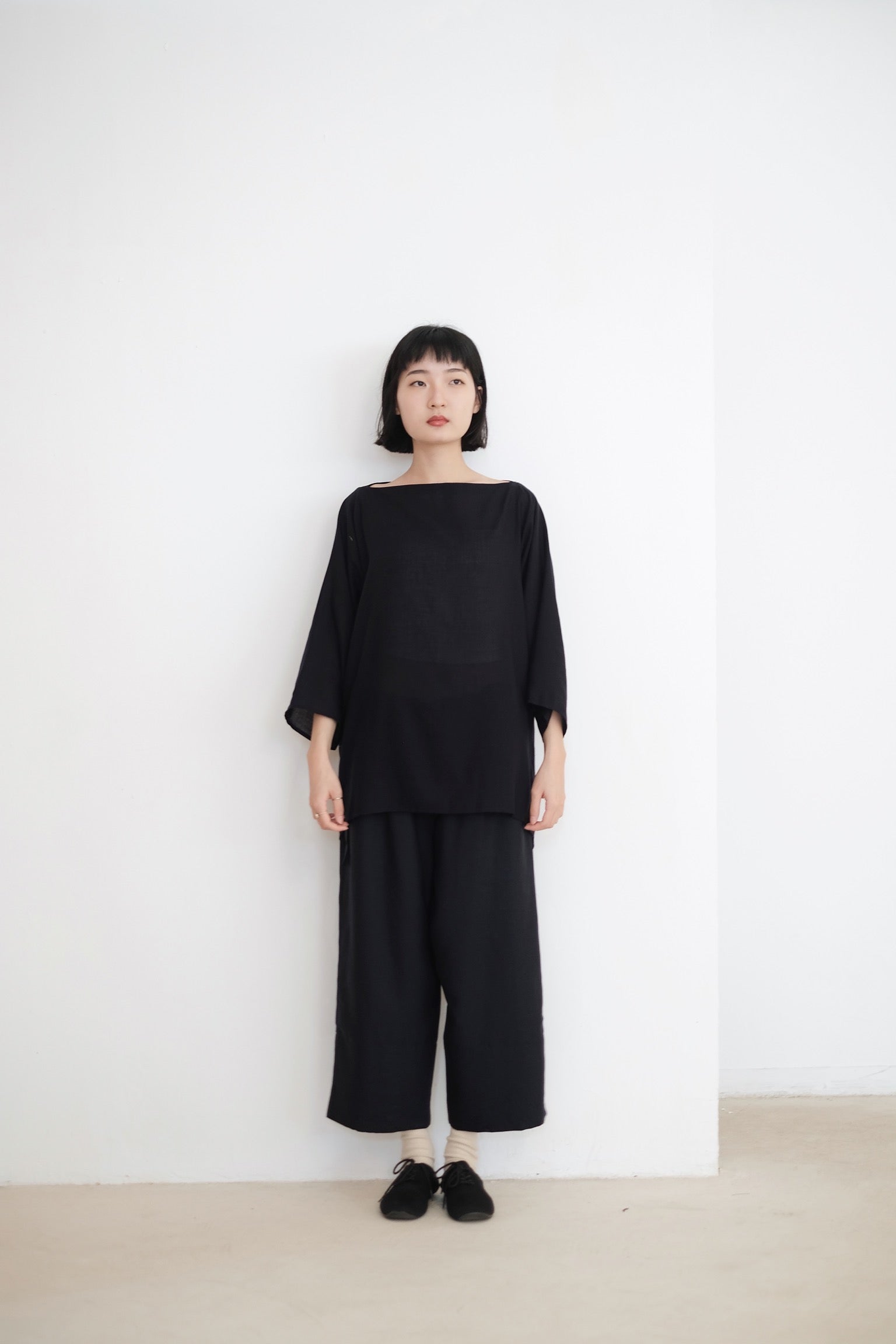 SHIMIZU MIDI TOP (NAVY)(PRE-ORDER)