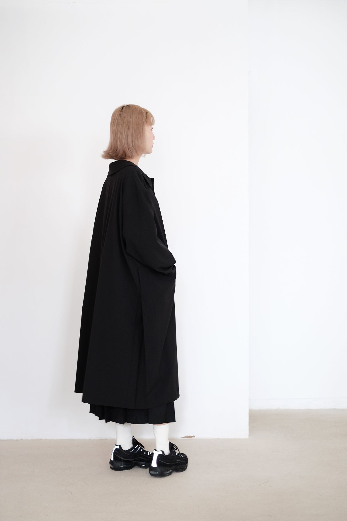 ELOWEN LONG COAT (BLACK)