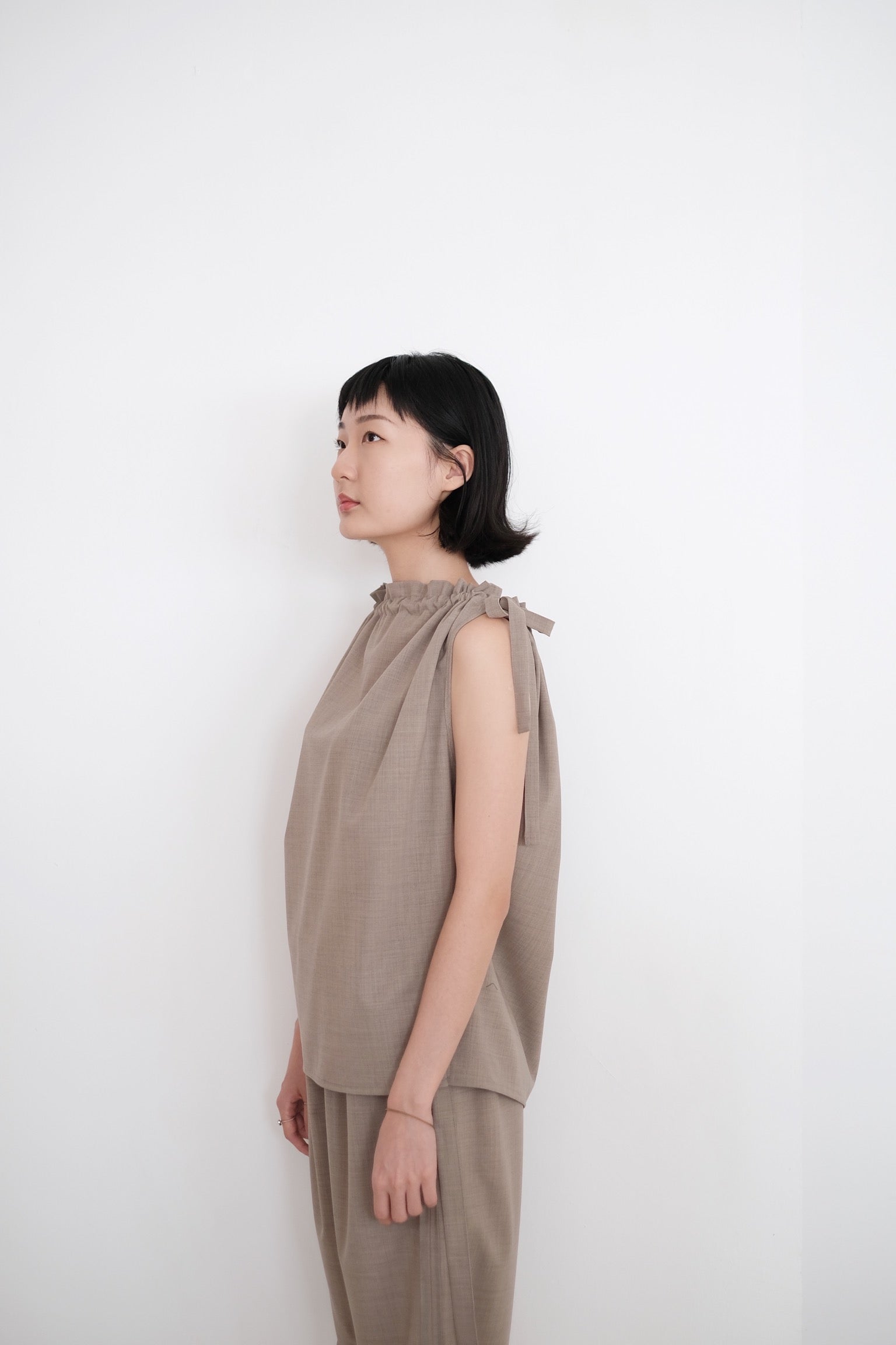 FUUKO VEST (SOFT AMBER)