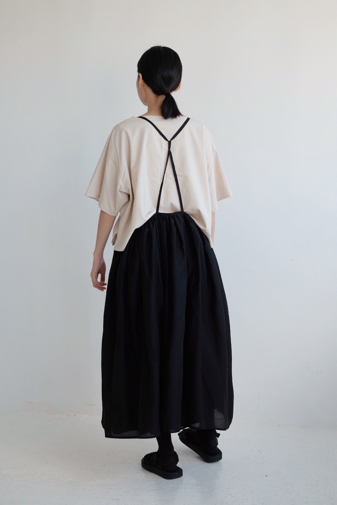 LUNA SKIRT WITH NARROW STRAPS