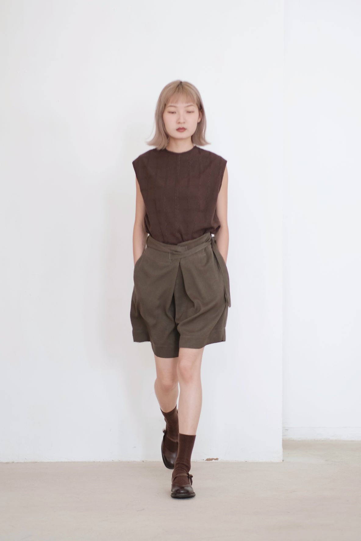 GARNET SHORTS (OLIVE)