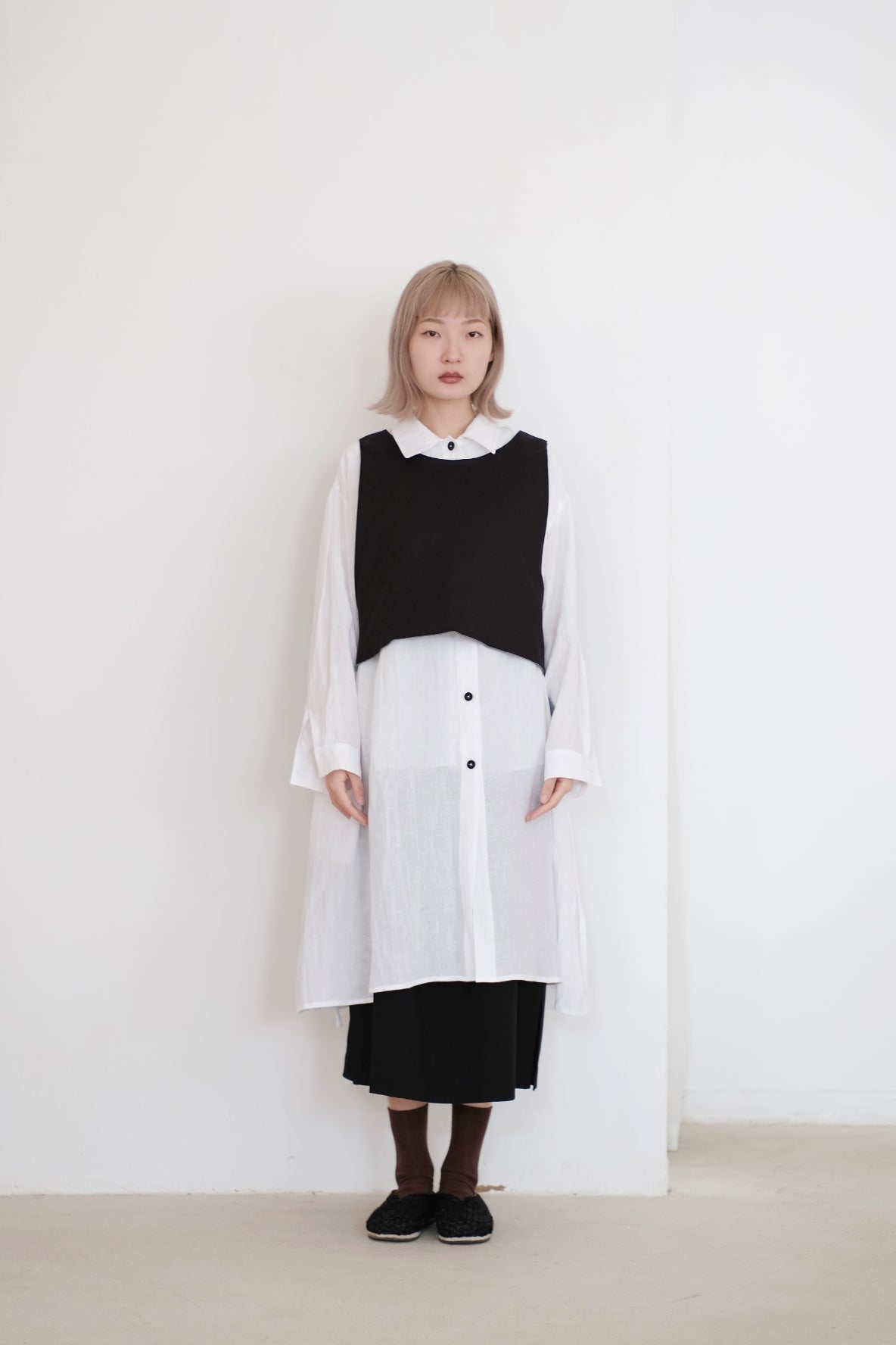 WRENNY LONG SHIRT DRESS (WHITE)