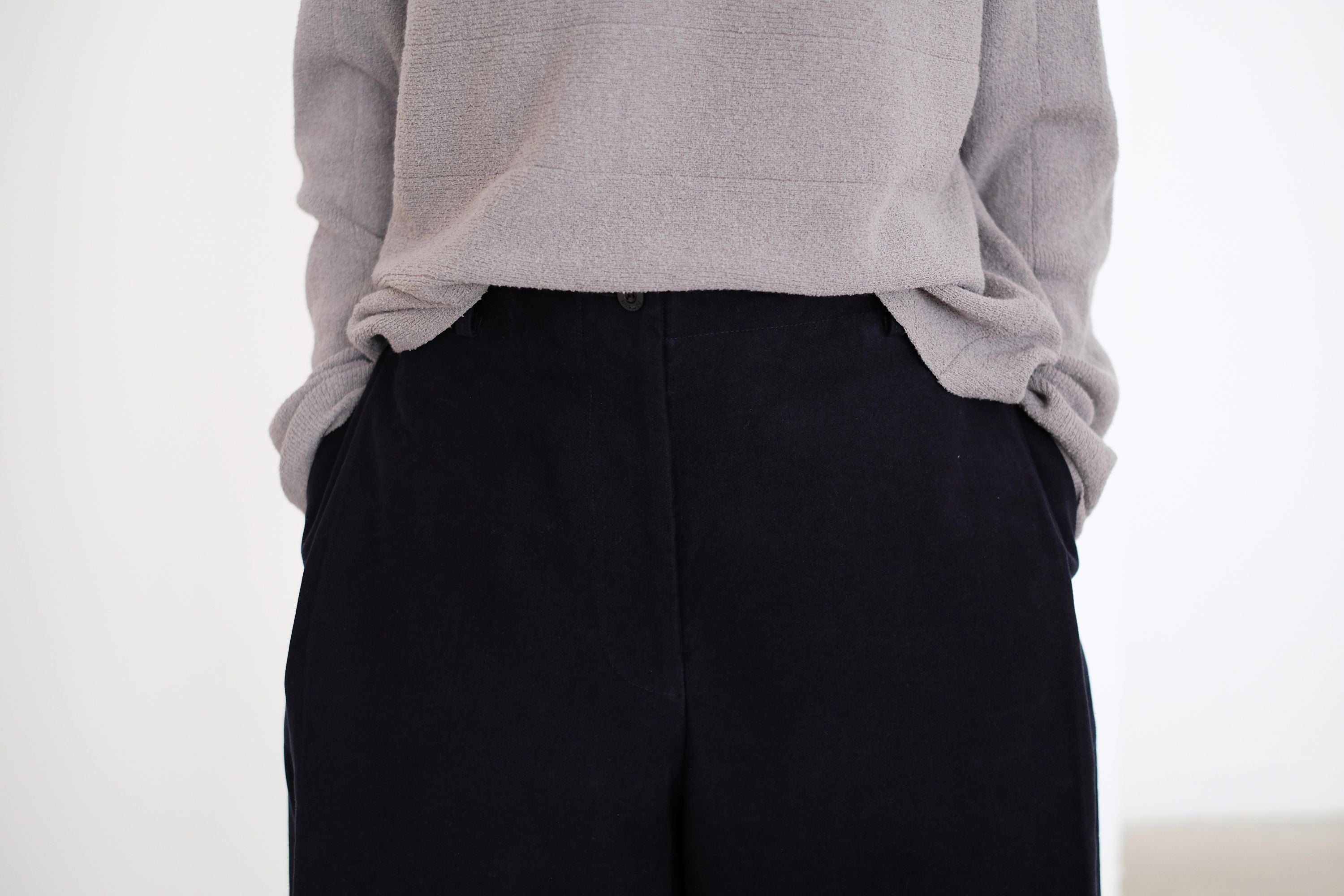 KYRA PANTS (NAVY)