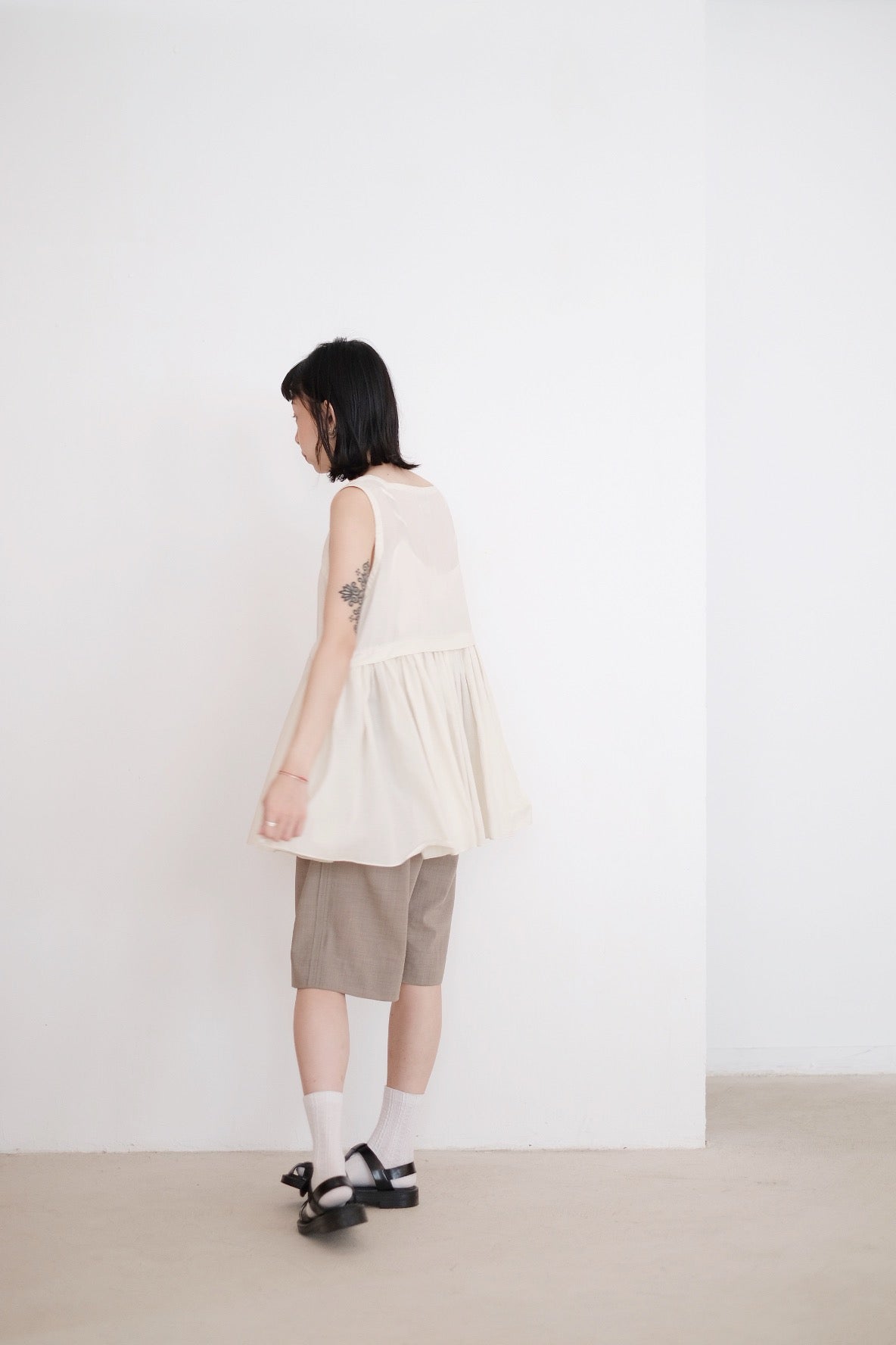 FUSAKO SHORTS (SOFT AMBER)