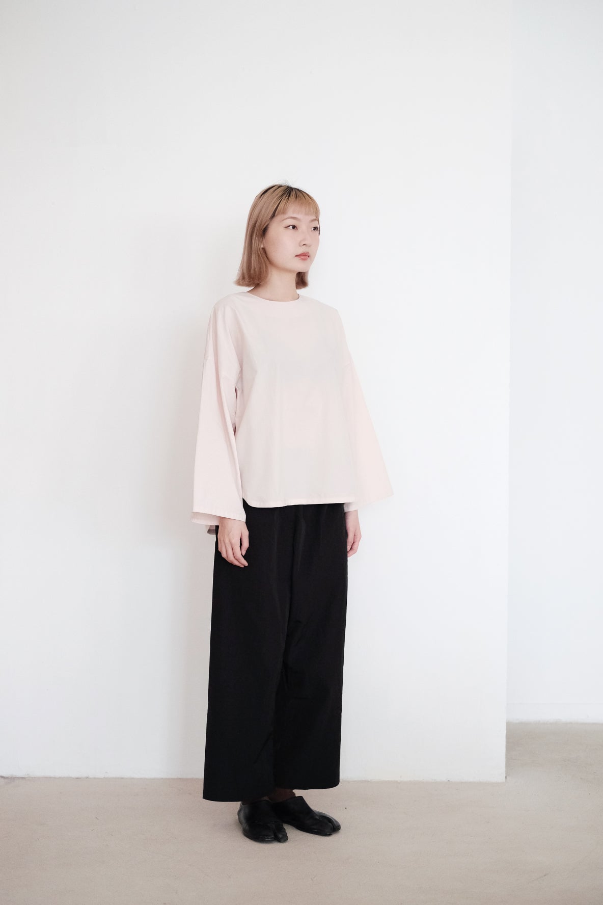 ELLIOTT BLOUSE (PEACH)