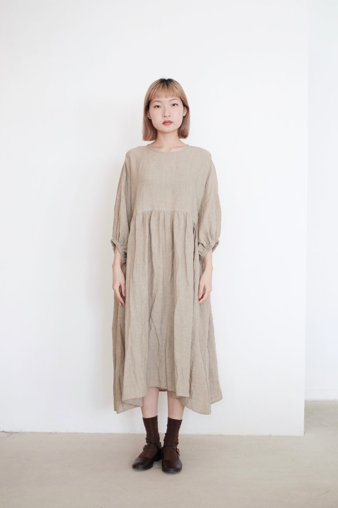 MILA DRESS (BEIGE)