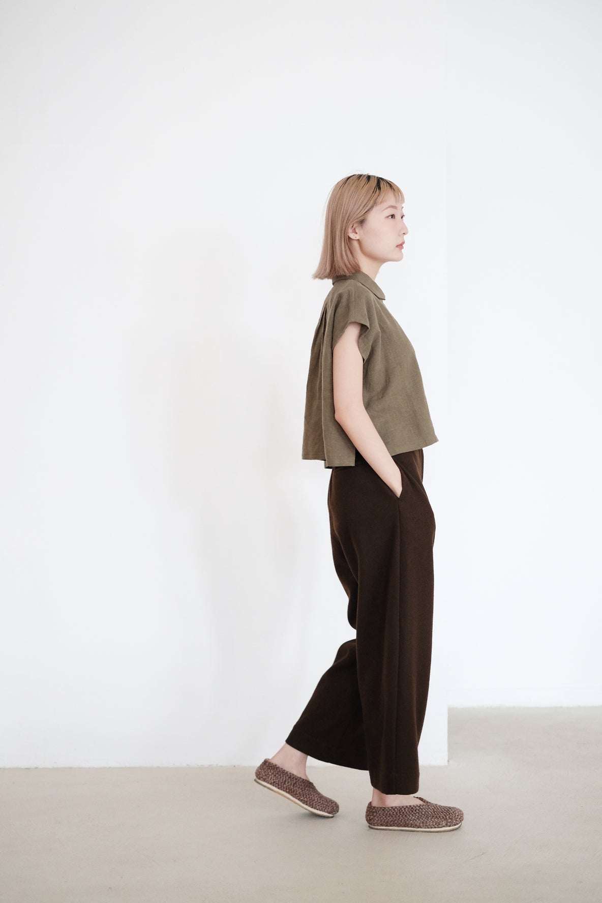 LYRA BOX BLOUSE (OLIVE)