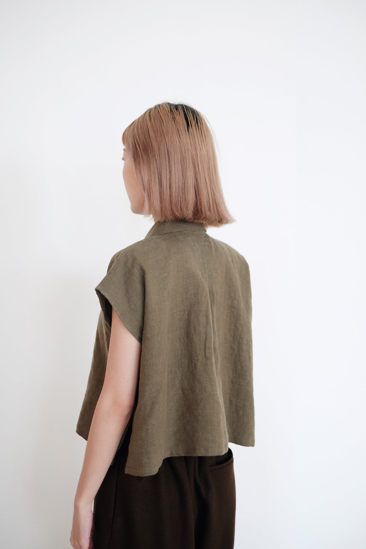 LYRA BOX BLOUSE (OLIVE)