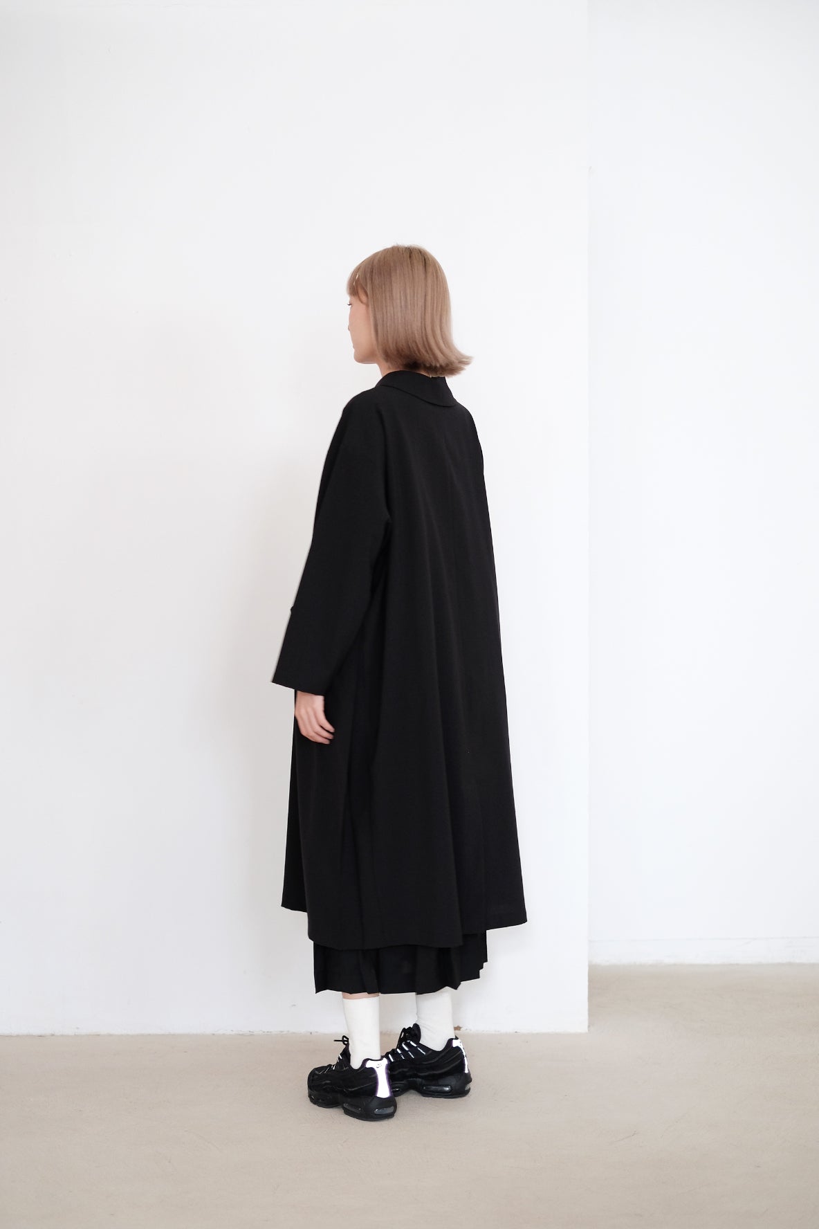 ELOWEN LONG COAT (BLACK)