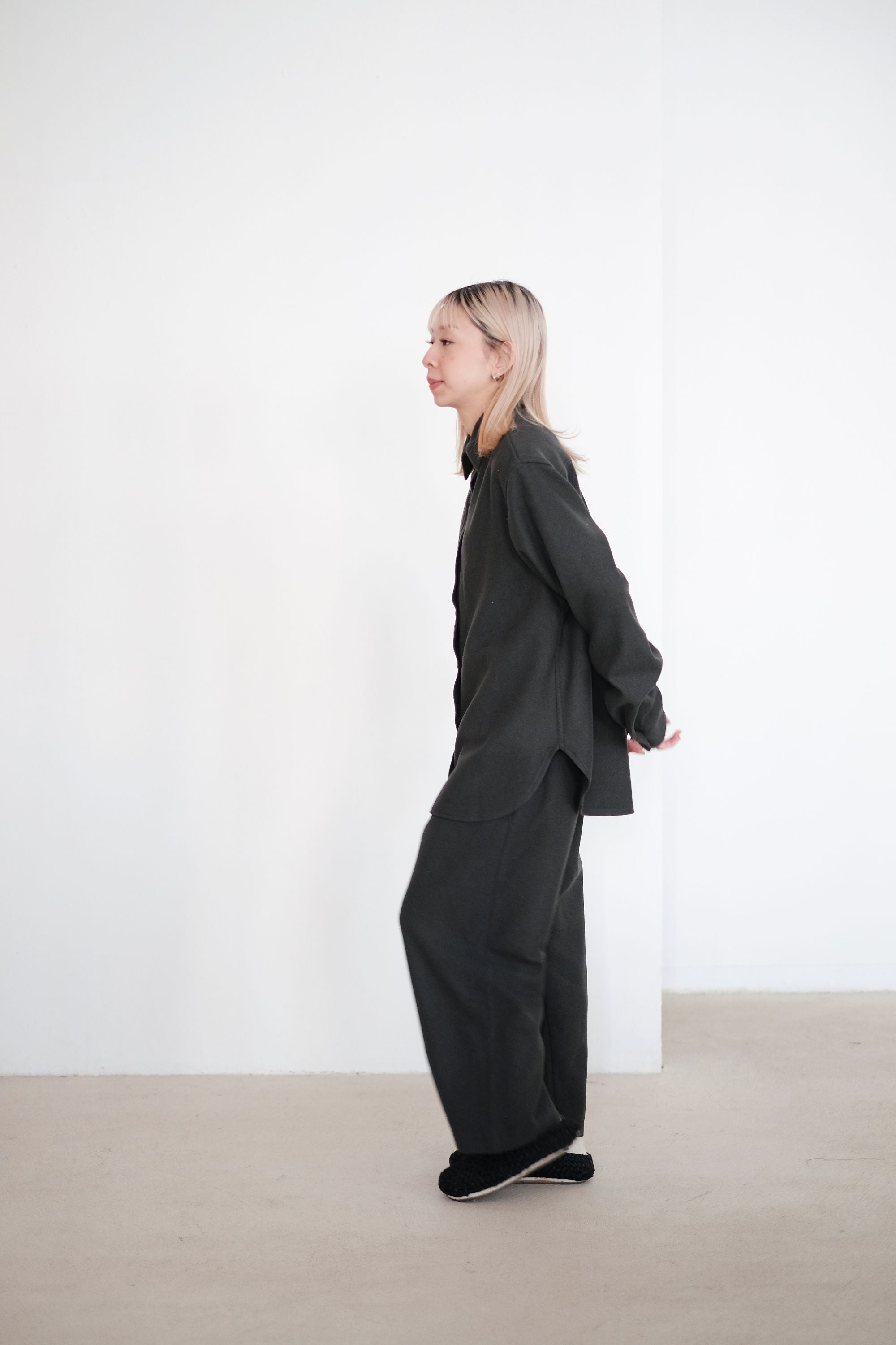 ALETA SHIRT (CHARCOAL GREY)