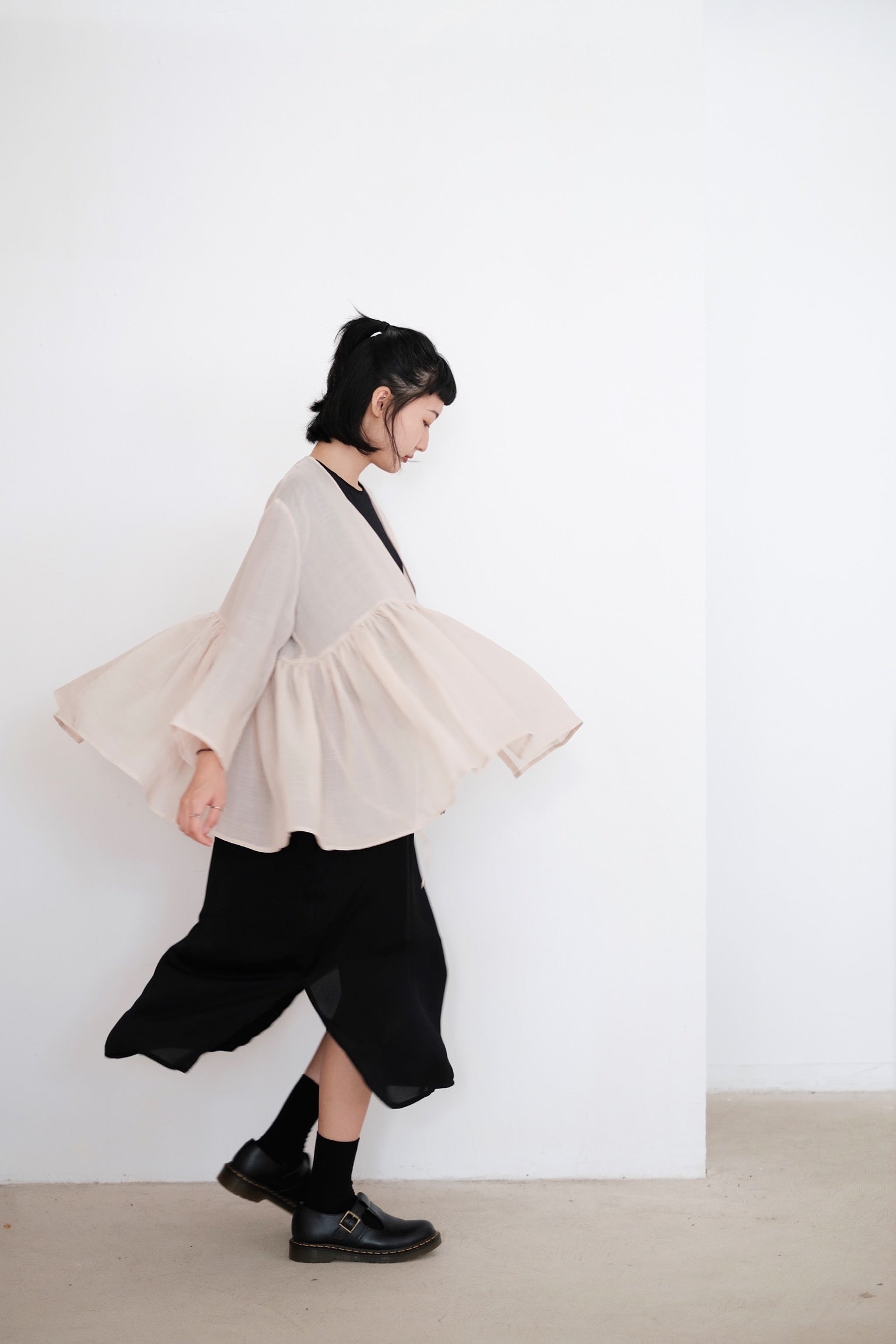 KĒKI LAYER BLOUSES WITH STRAPPING (PEARL)