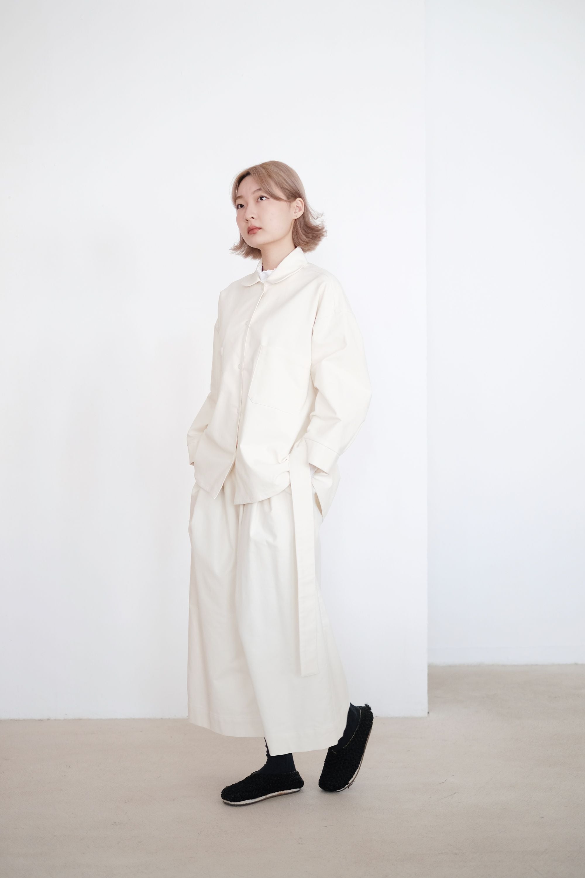 AILISEU PANTS (WHITE)