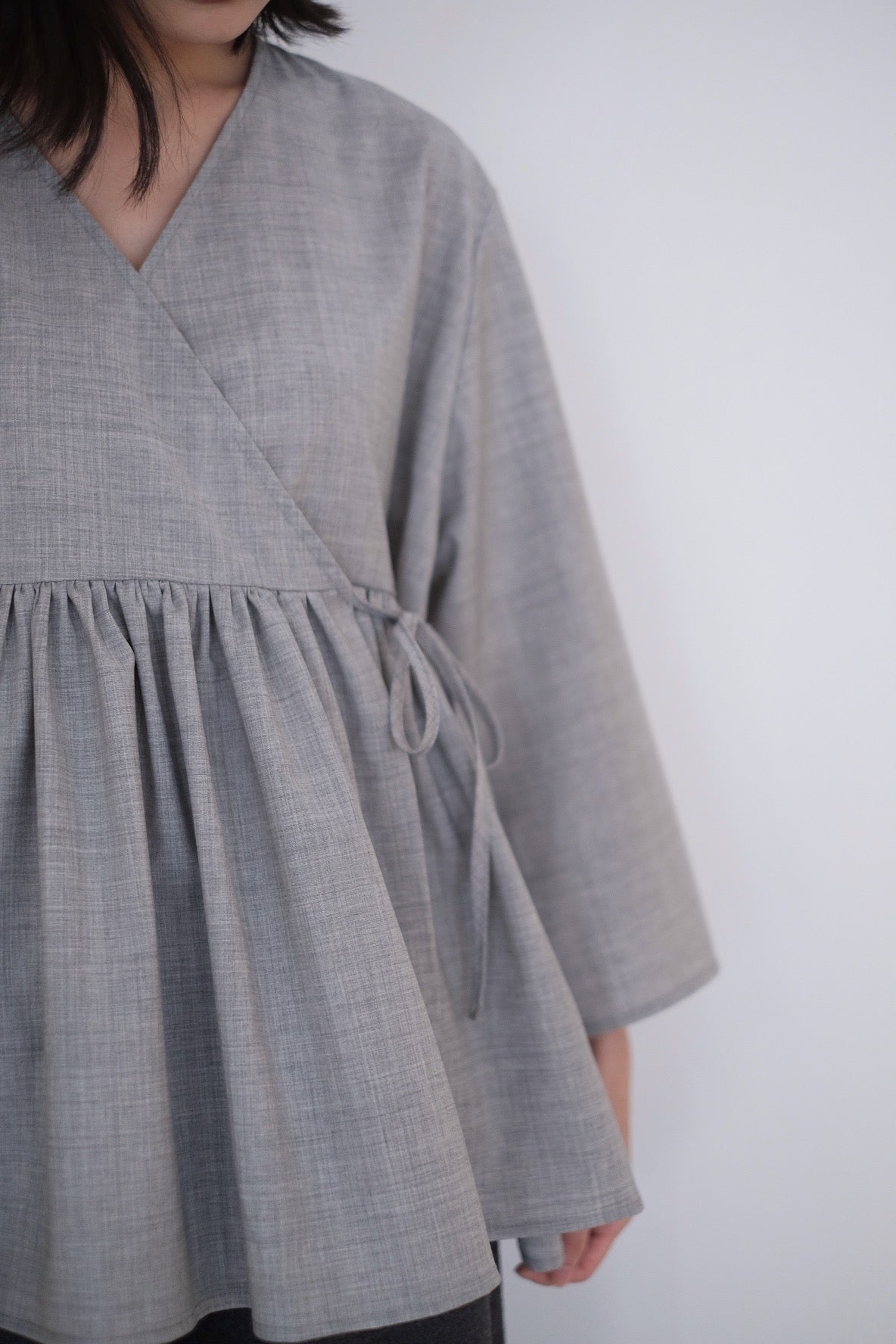 KĒKI LAYER BLOUSES IN GREY