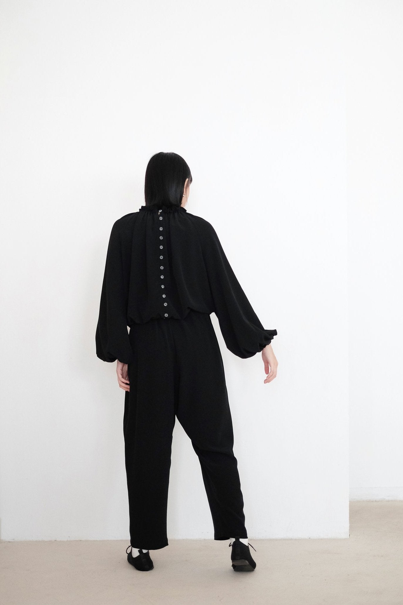 SHIORI PANTS (BLACK)