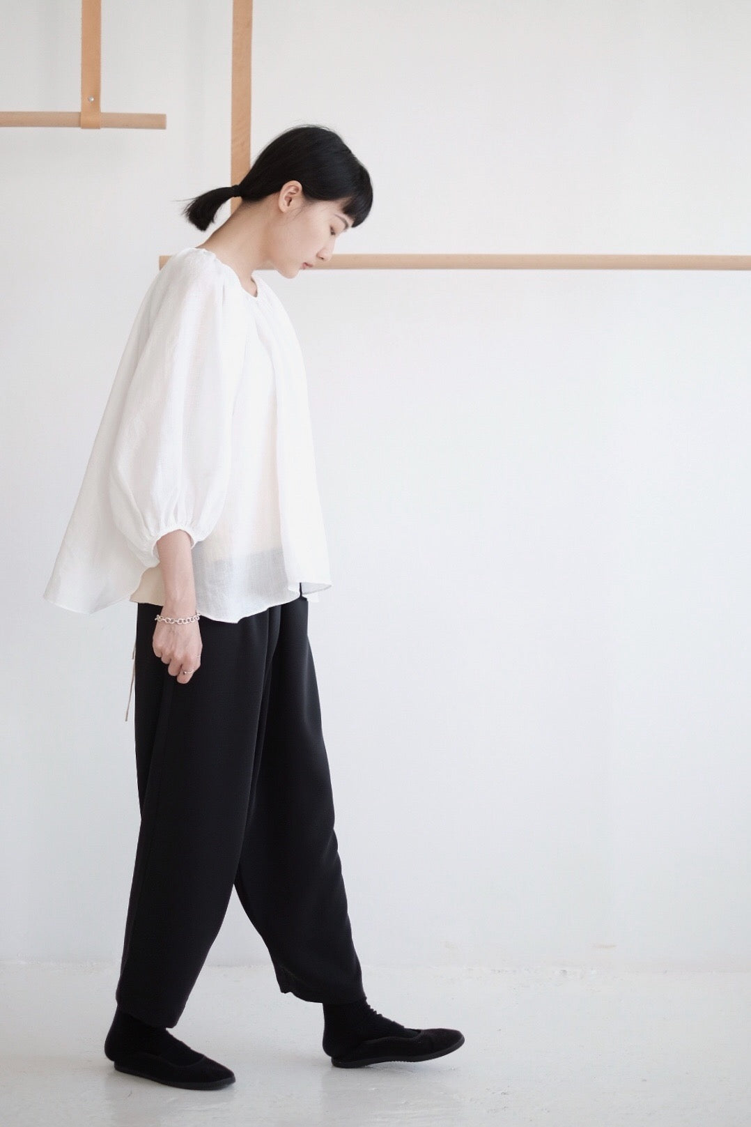 HELLO MY BEAUTIFUL BUBBLE LINEN BLOUSE