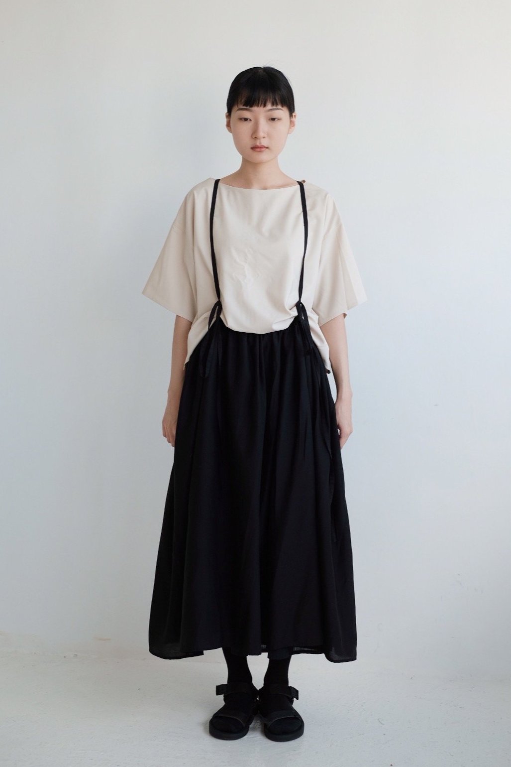 LUNA SKIRT WITH NARROW STRAPS