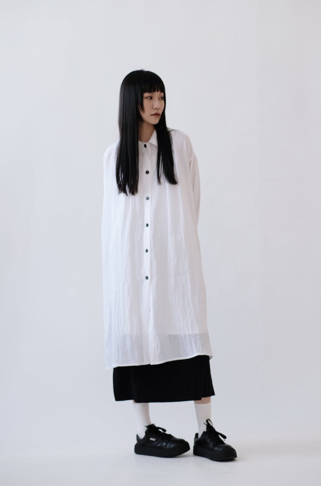 WRENNY LONG SHIRT DRESS (WHITE)