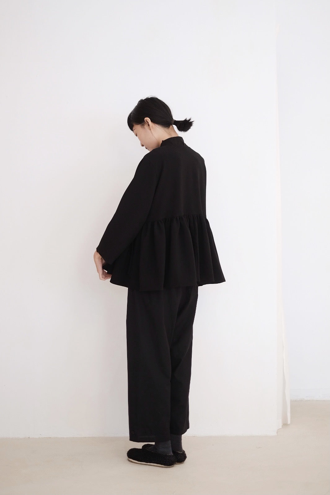 KĒKI LAYER BLOUSES WITH STRAPPING (BLACK) PRE-ORDER