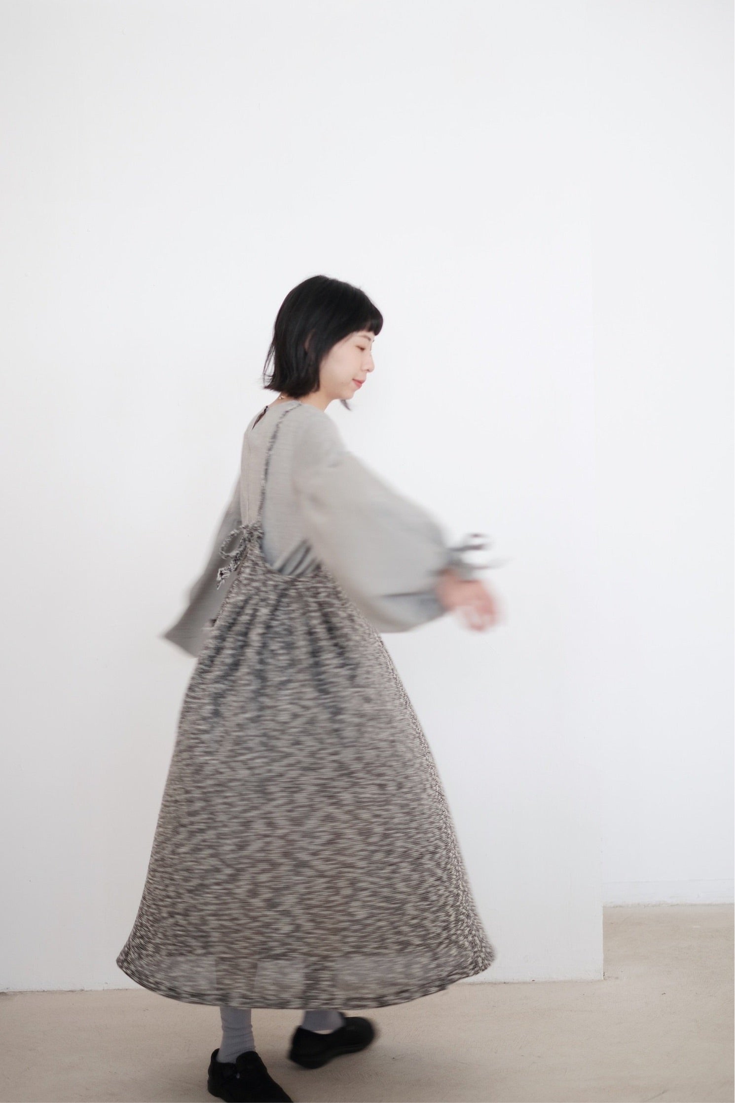 JONA IN WOOL (GREY)