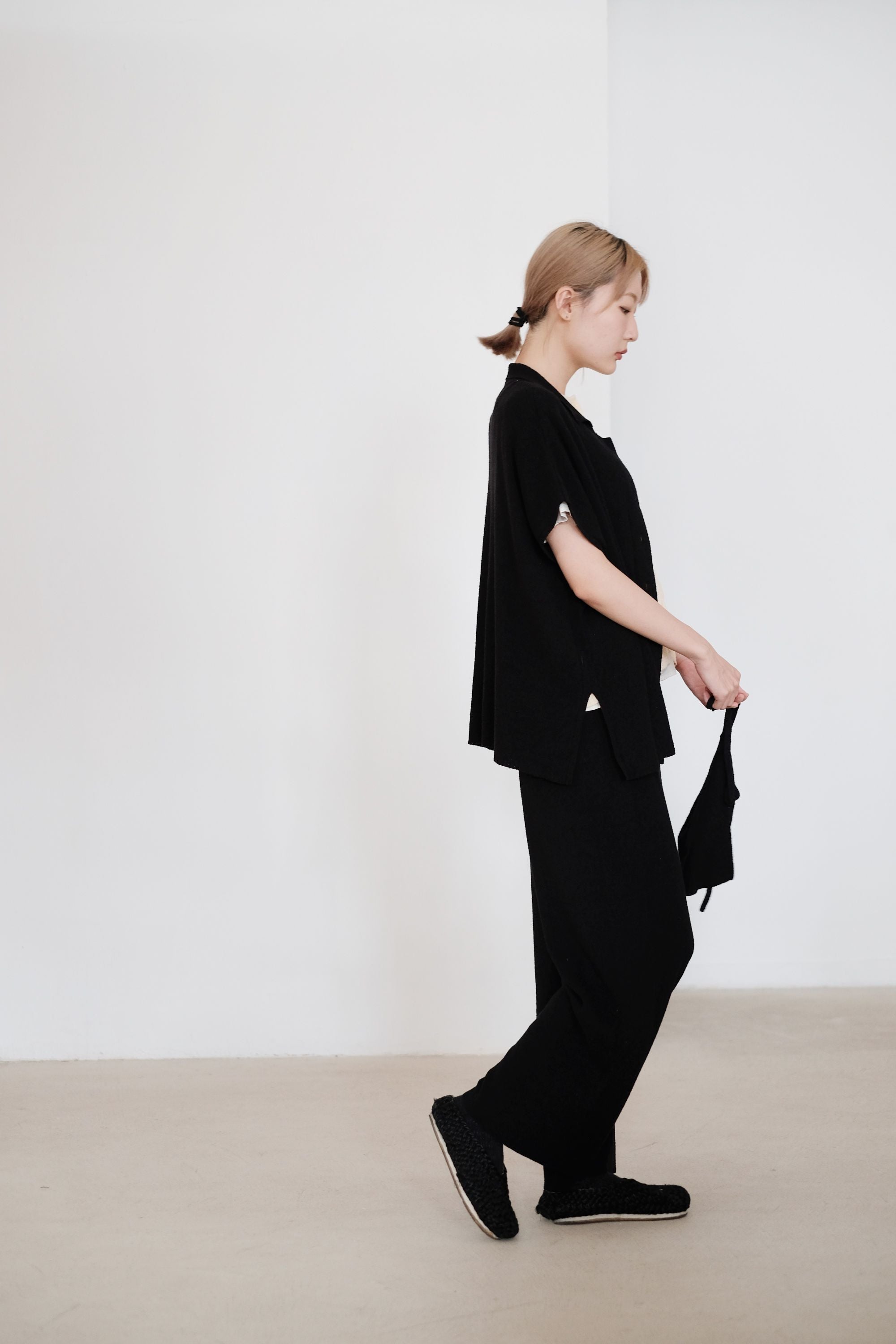 FLURINA KNIT PANTS (BLACK)