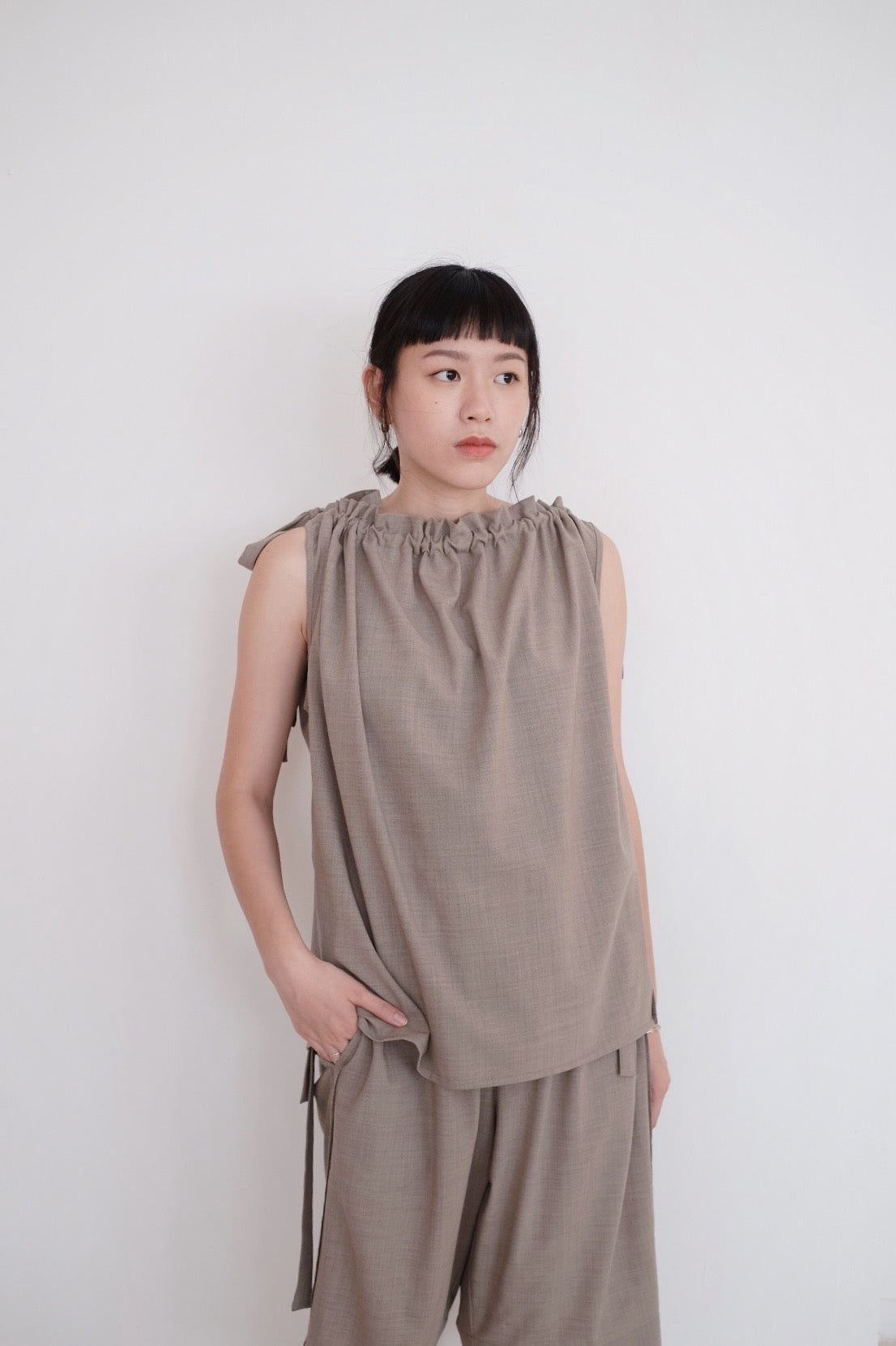 FUUKO VEST (SOFT AMBER)