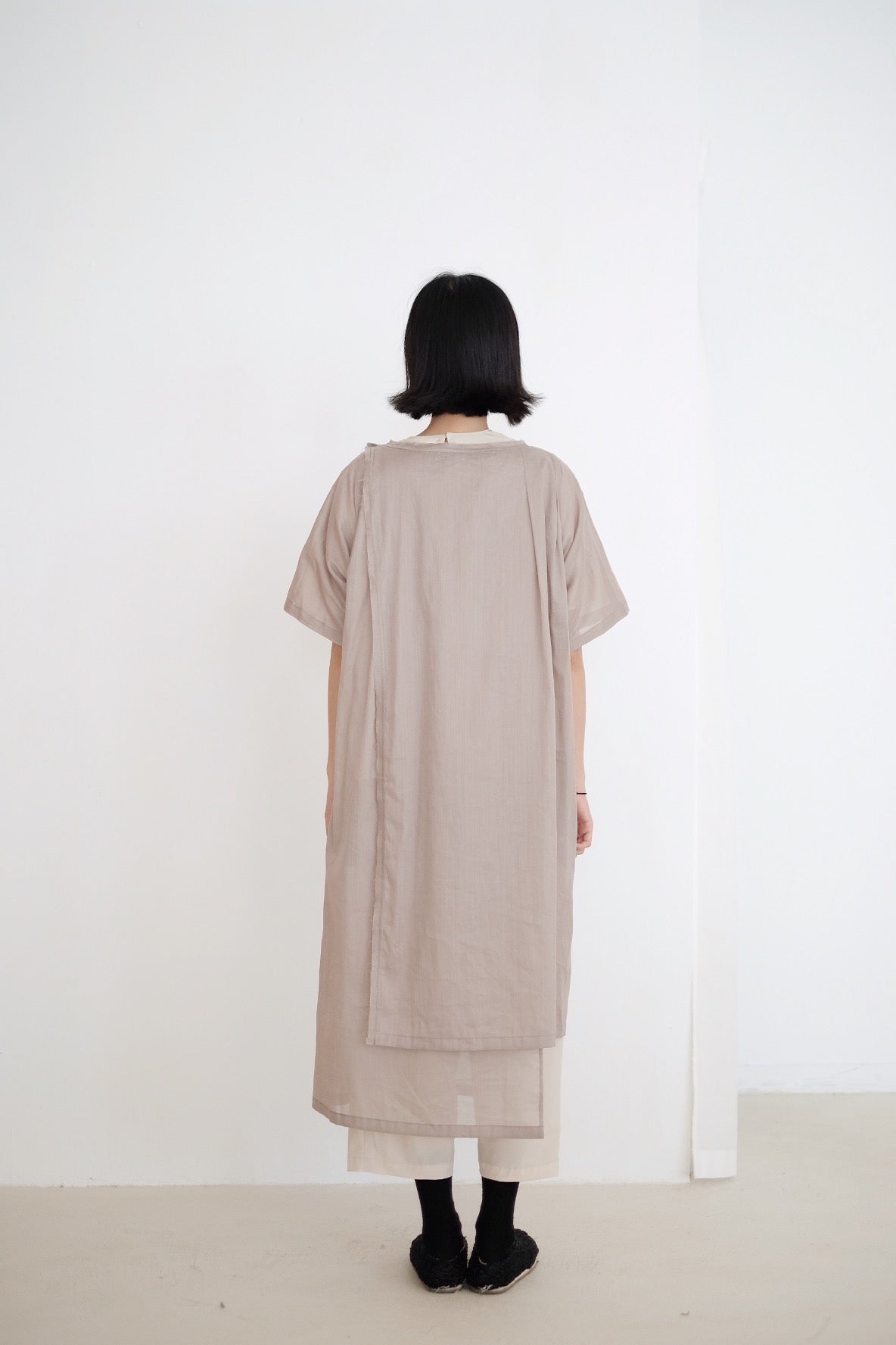 DREAMSCAPER DRESS (WARM GREY)