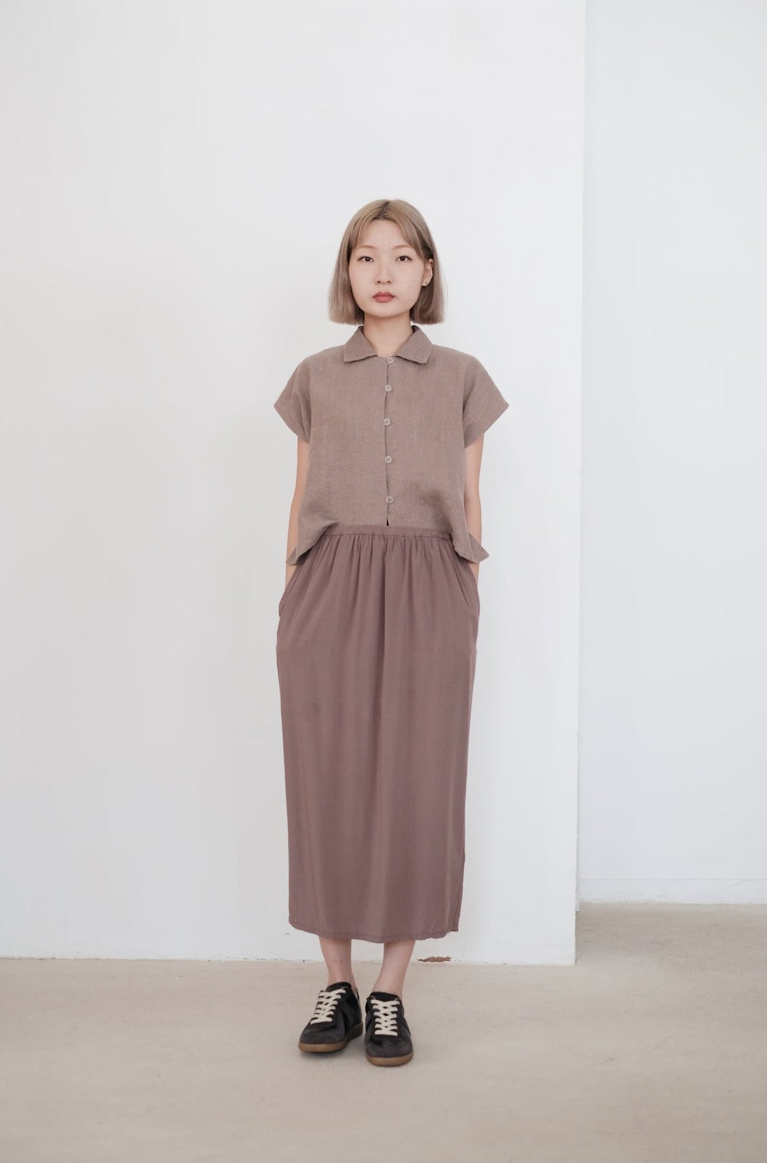 PENCIL SKIRT (KHAKI)