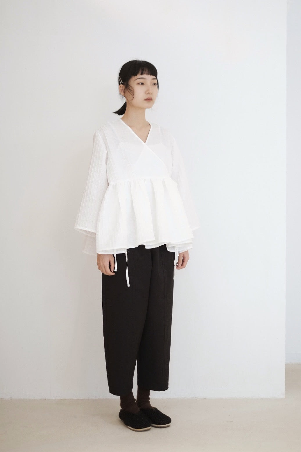 KĒKI LAYER BLOUSES WITH STRAPPING