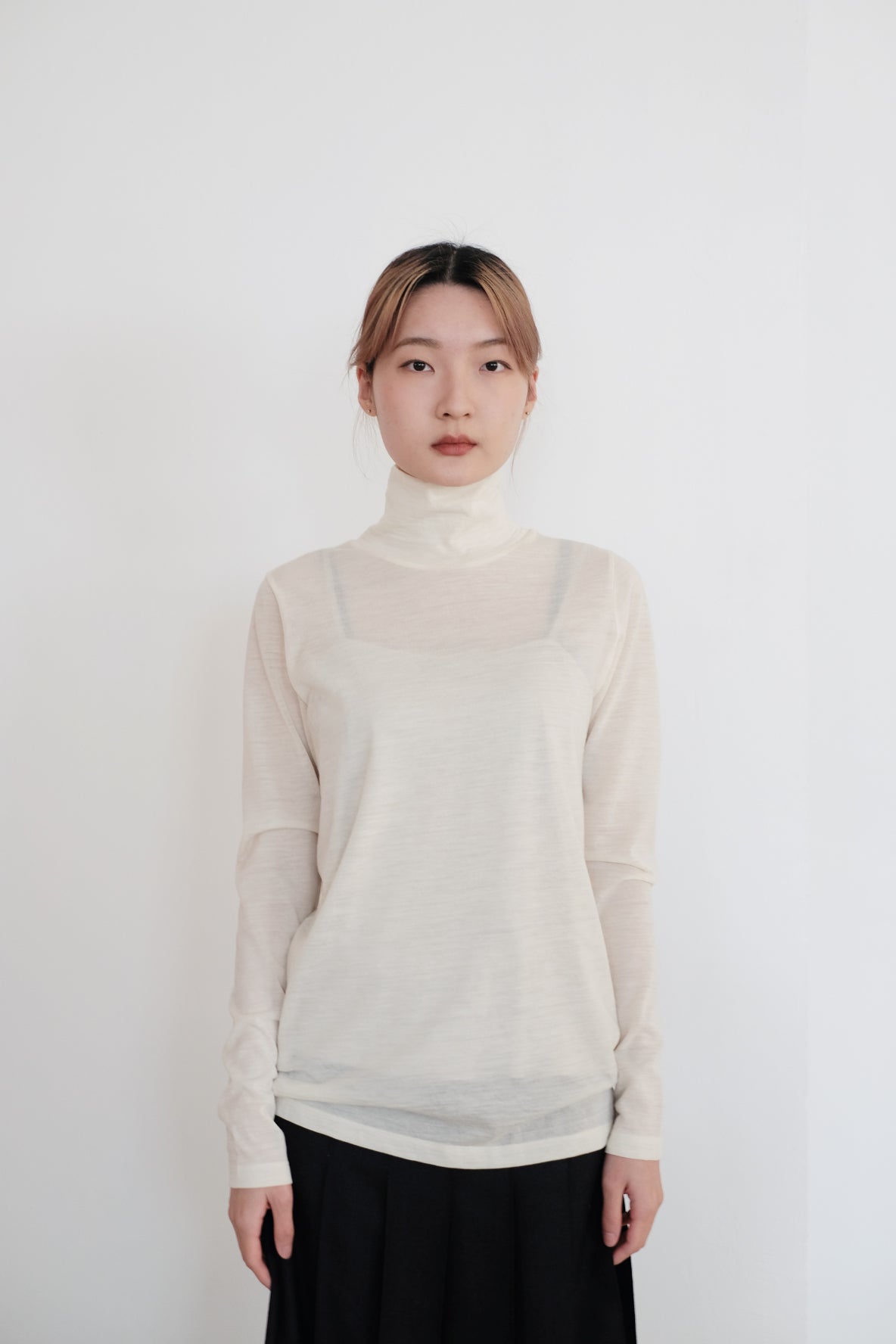 CACHI TURTLENECK TOP (CREAM)