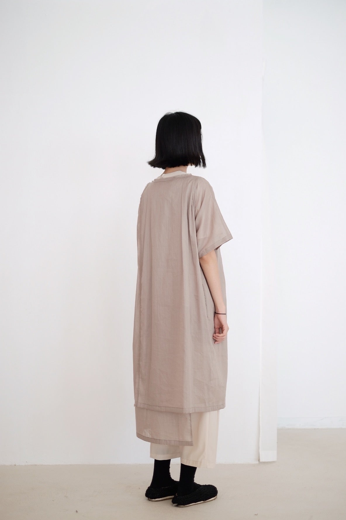 DREAMSCAPER DRESS (WARM GREY)