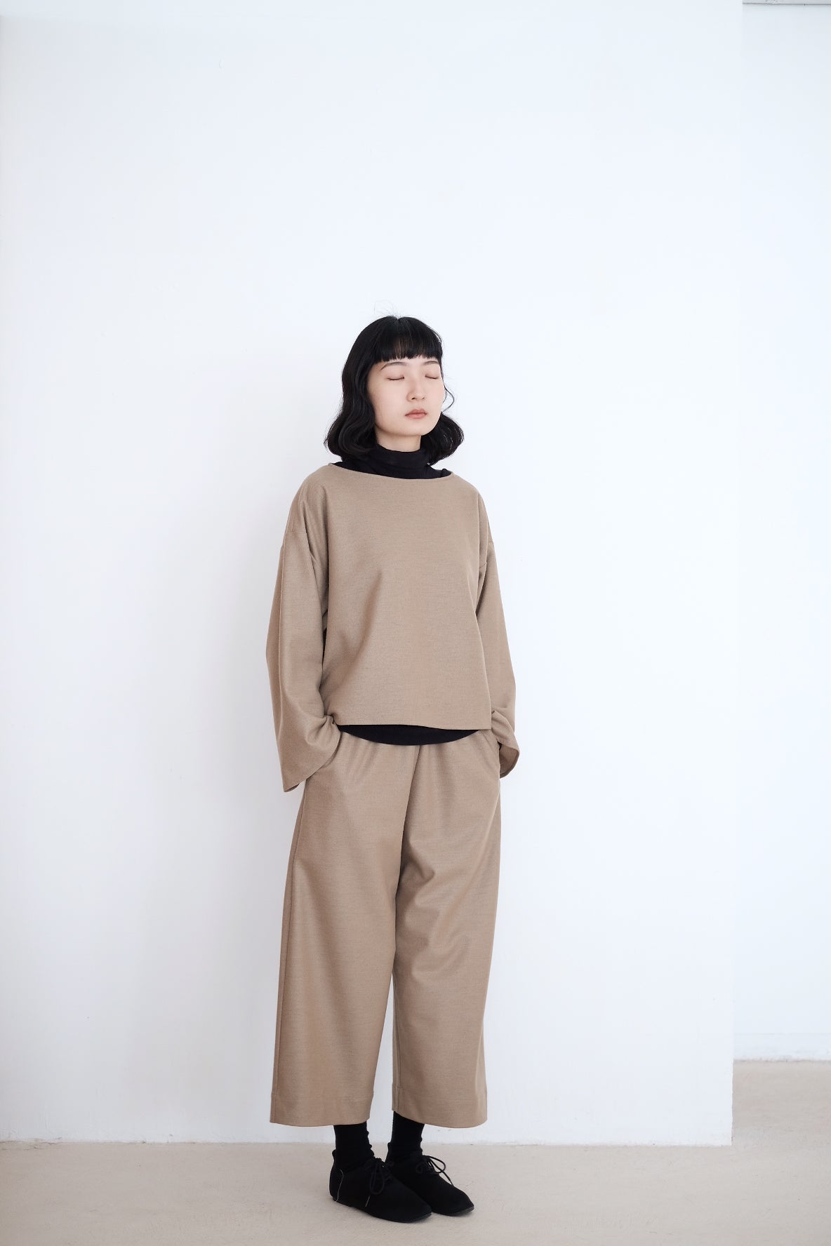 ANAIS Set IN WOOL / TOP (KHAKI)