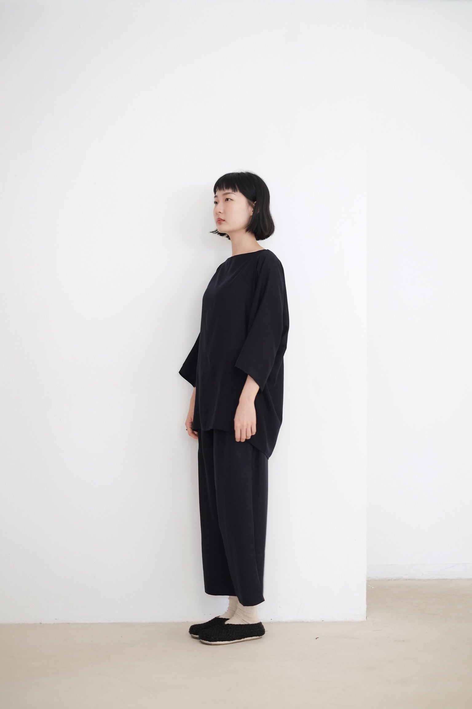 SHIMIZU MIDI TOP (NAVY)(PRE-ORDER)