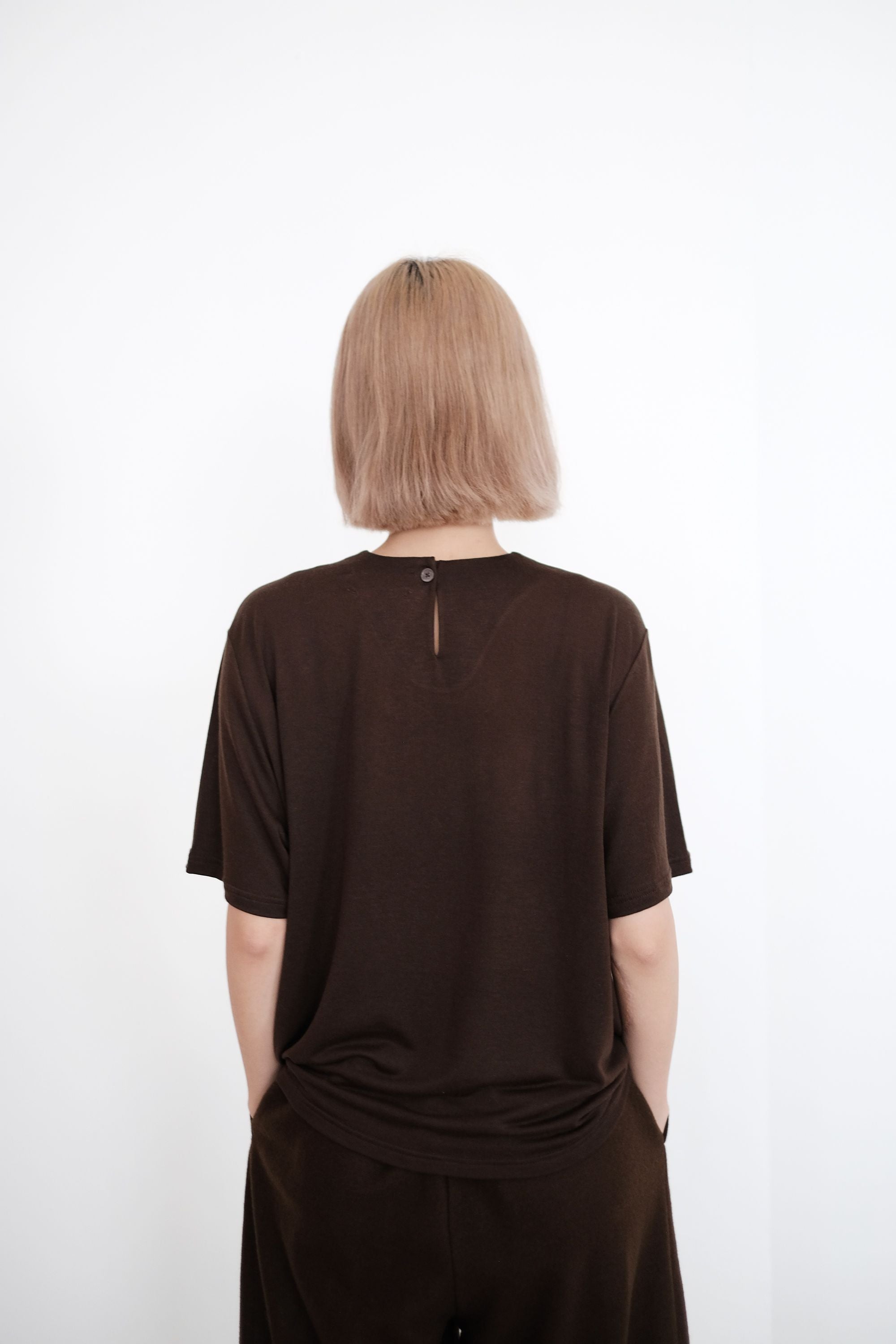 SHILOH TEE (BROWN)