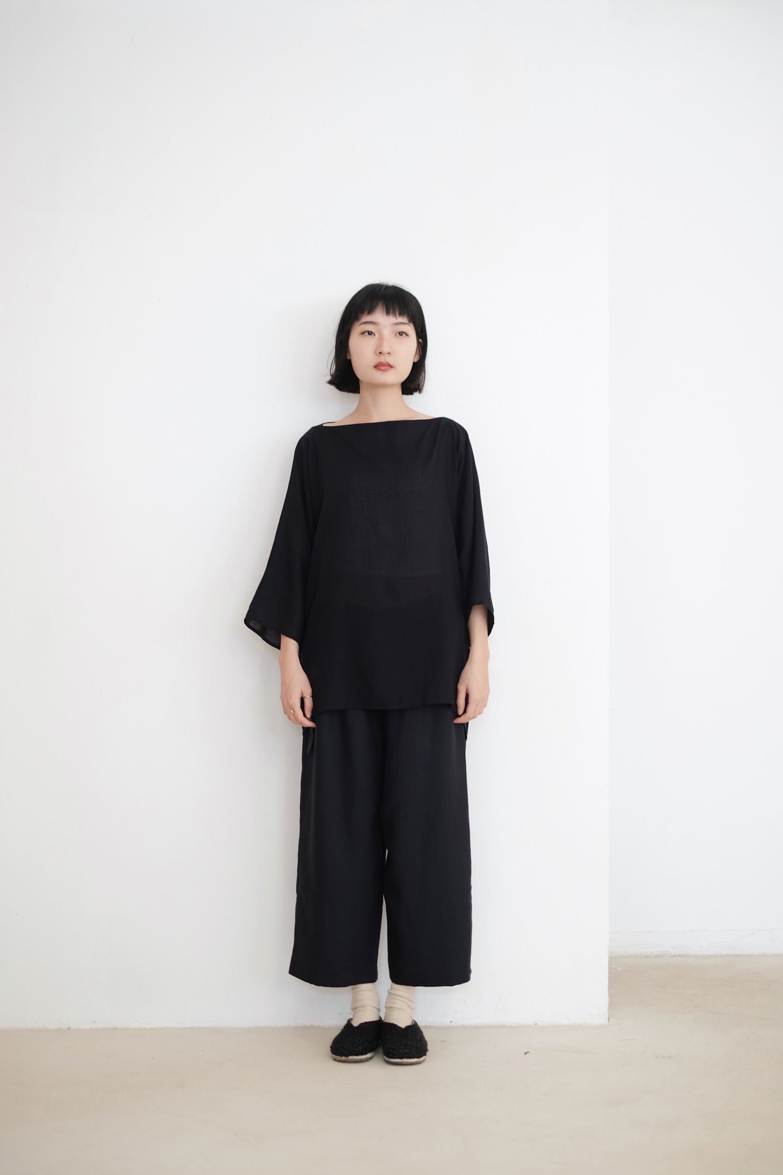 SHIMIZU MIDI TOP (NAVY)(PRE-ORDER)