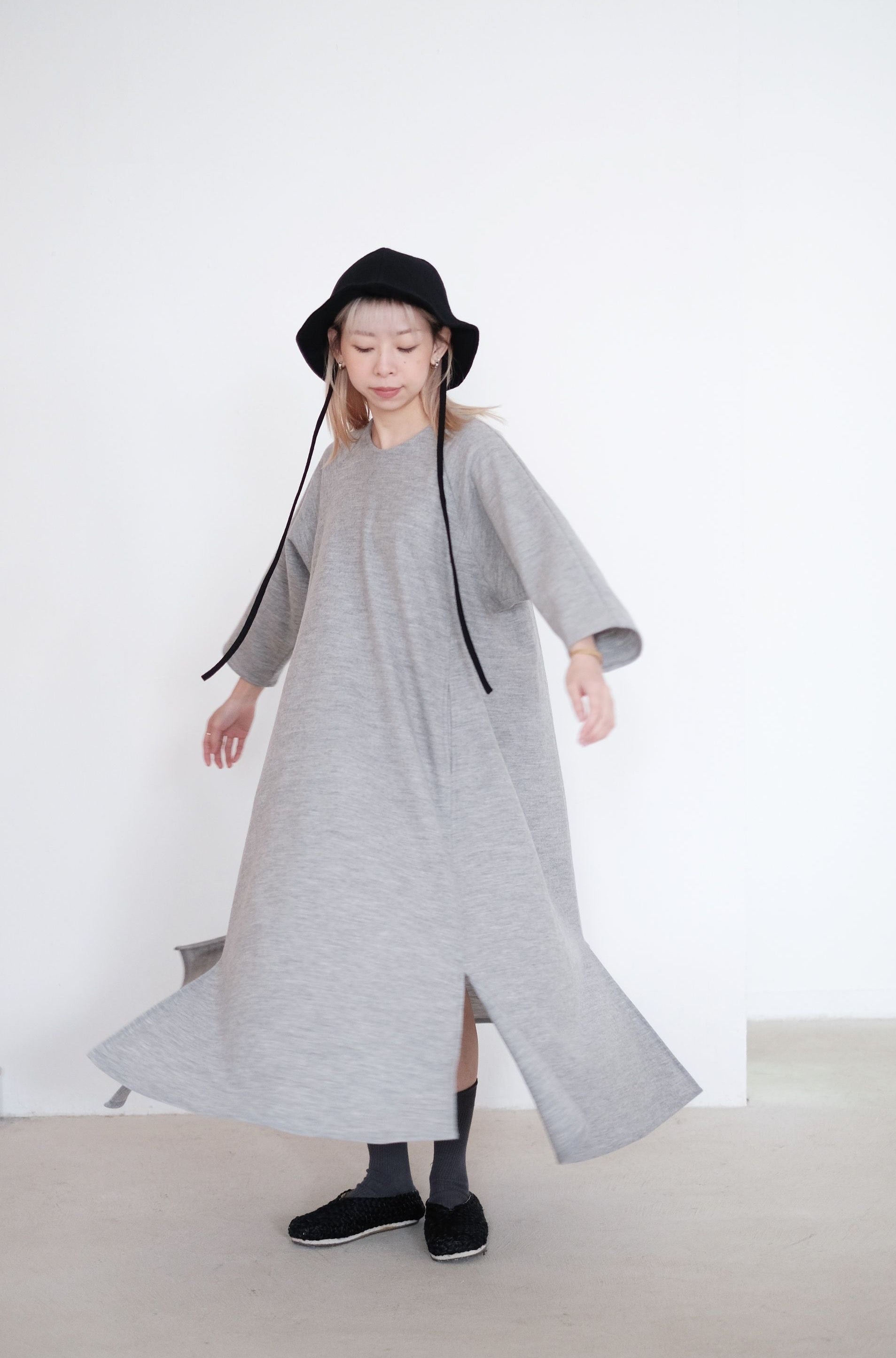 KOU DRESS (GREY)