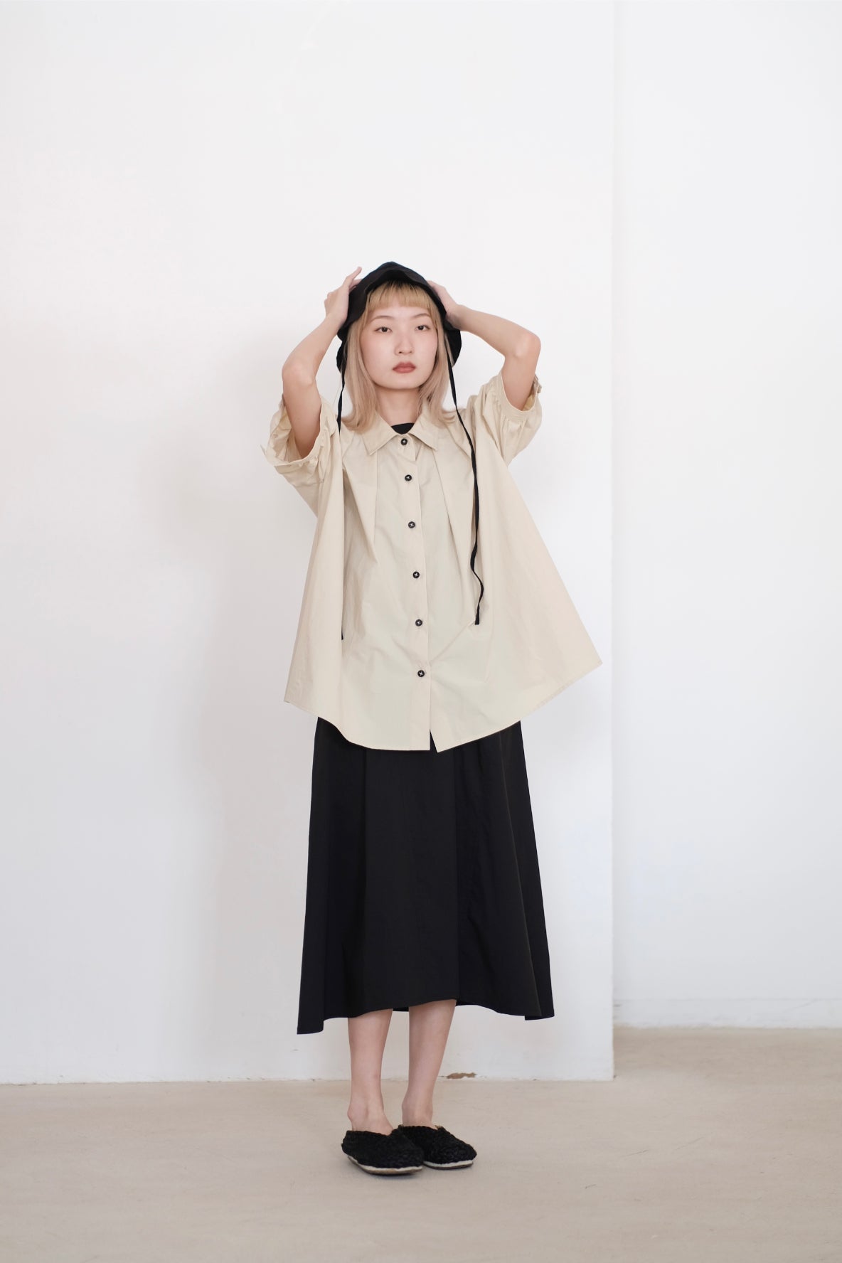 WREN IN SHORT SLEEVES (BEIGE)