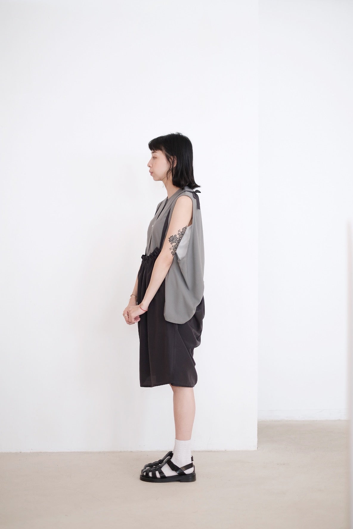 FUUKO VEST (GREY)