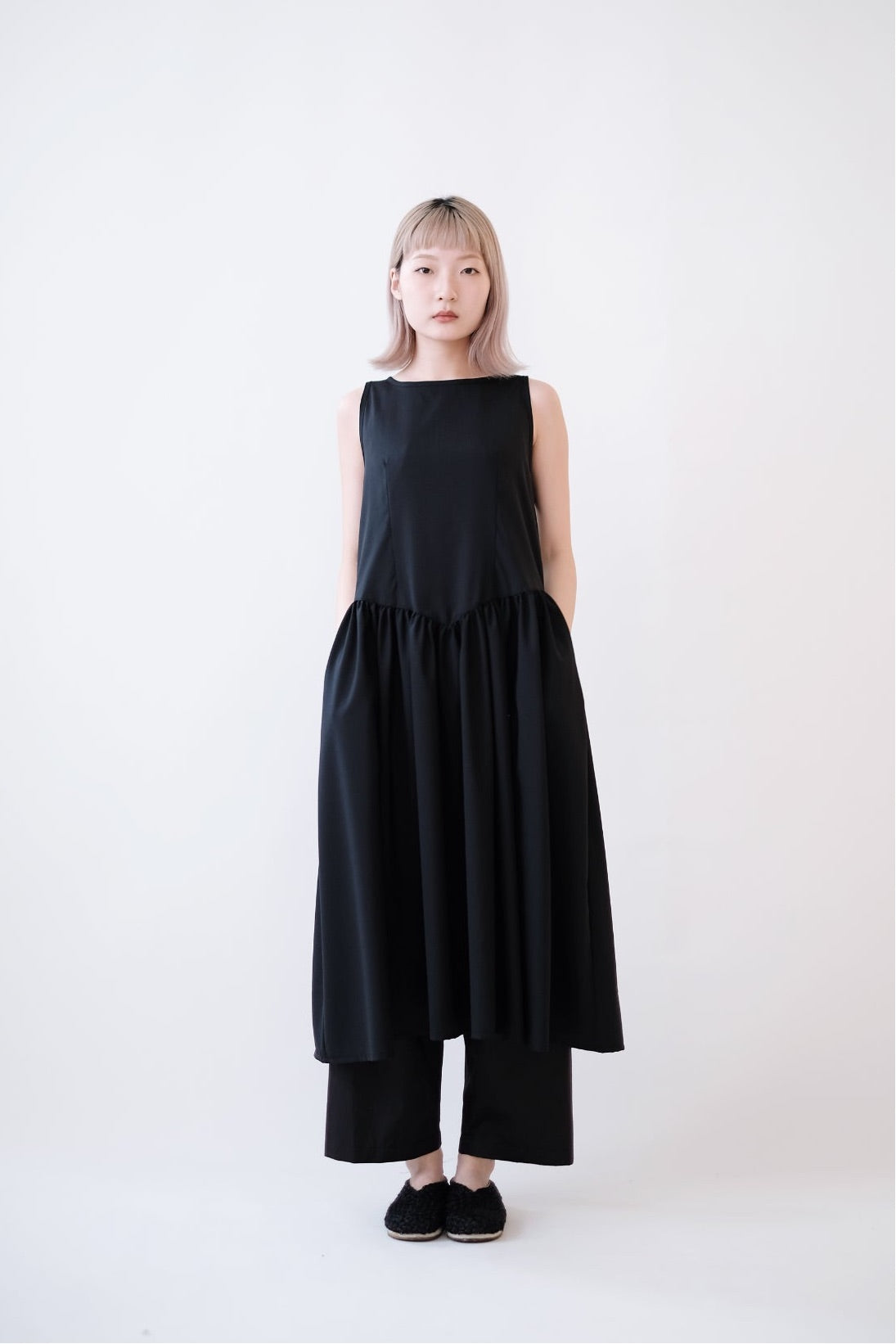 SUTTON DRESS (BLACK)