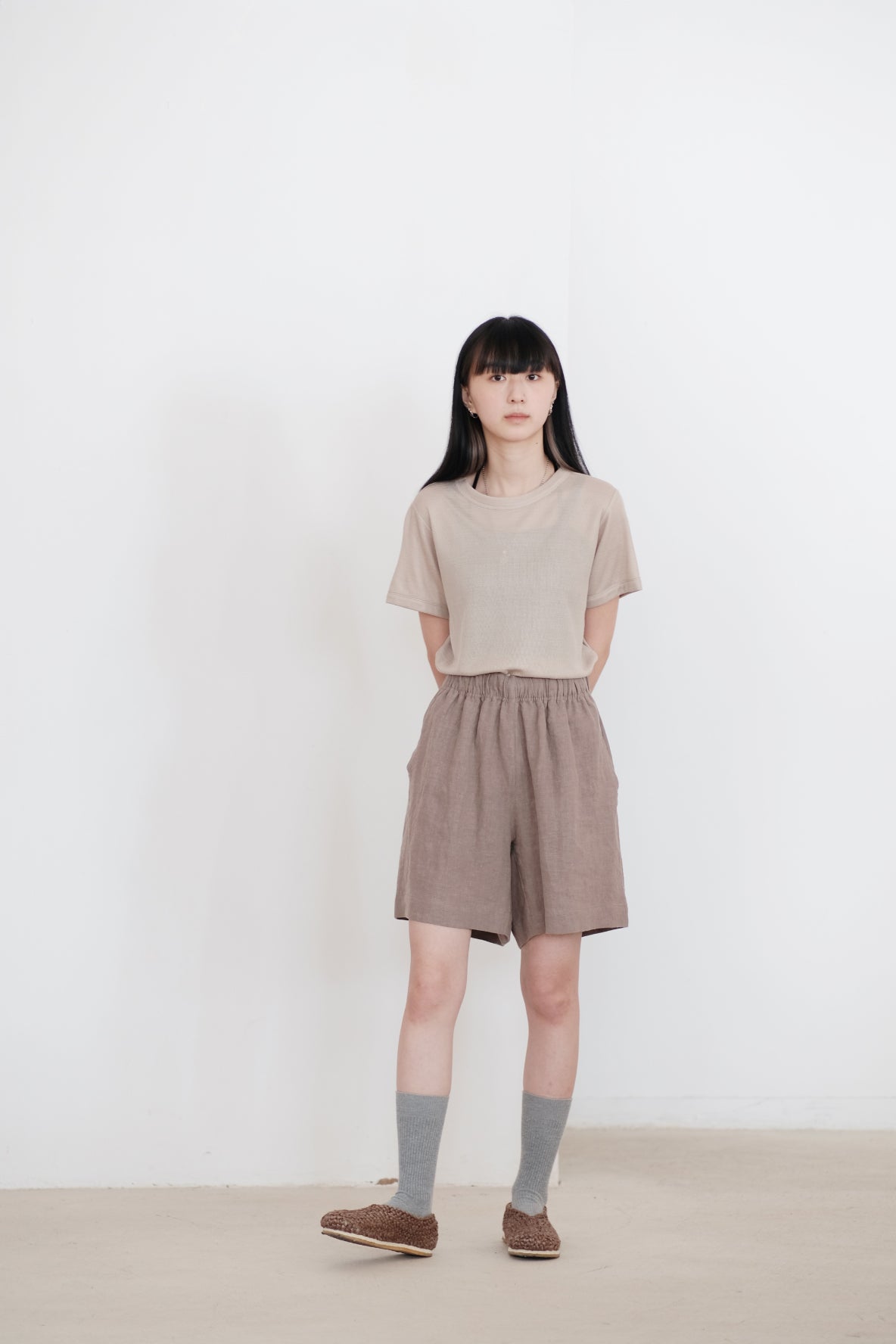 RITA TEE (BEIGE)