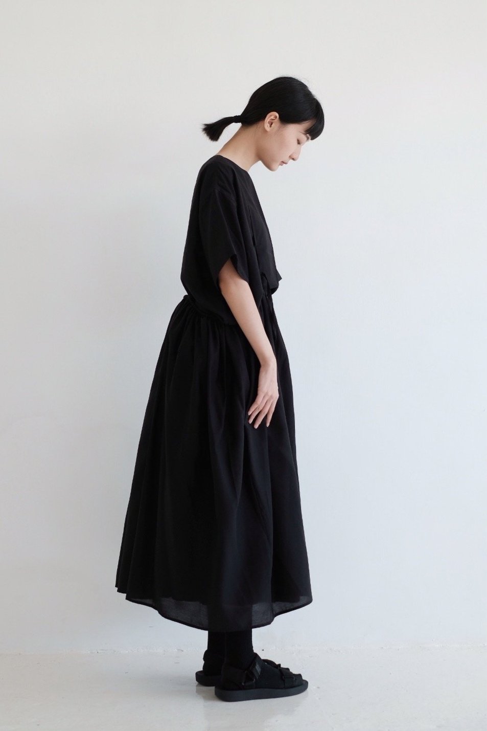 LUNA SKIRT WITH NARROW STRAPS