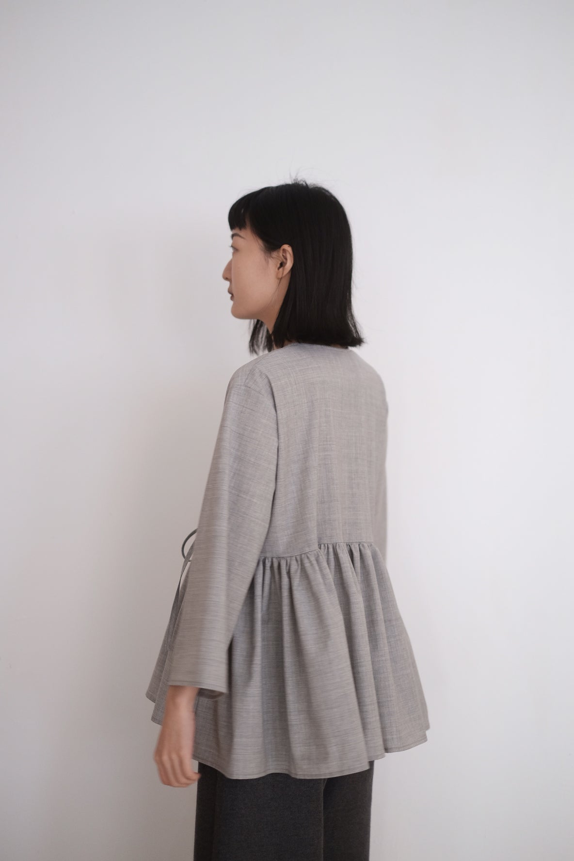 KĒKI LAYER BLOUSES IN GREY