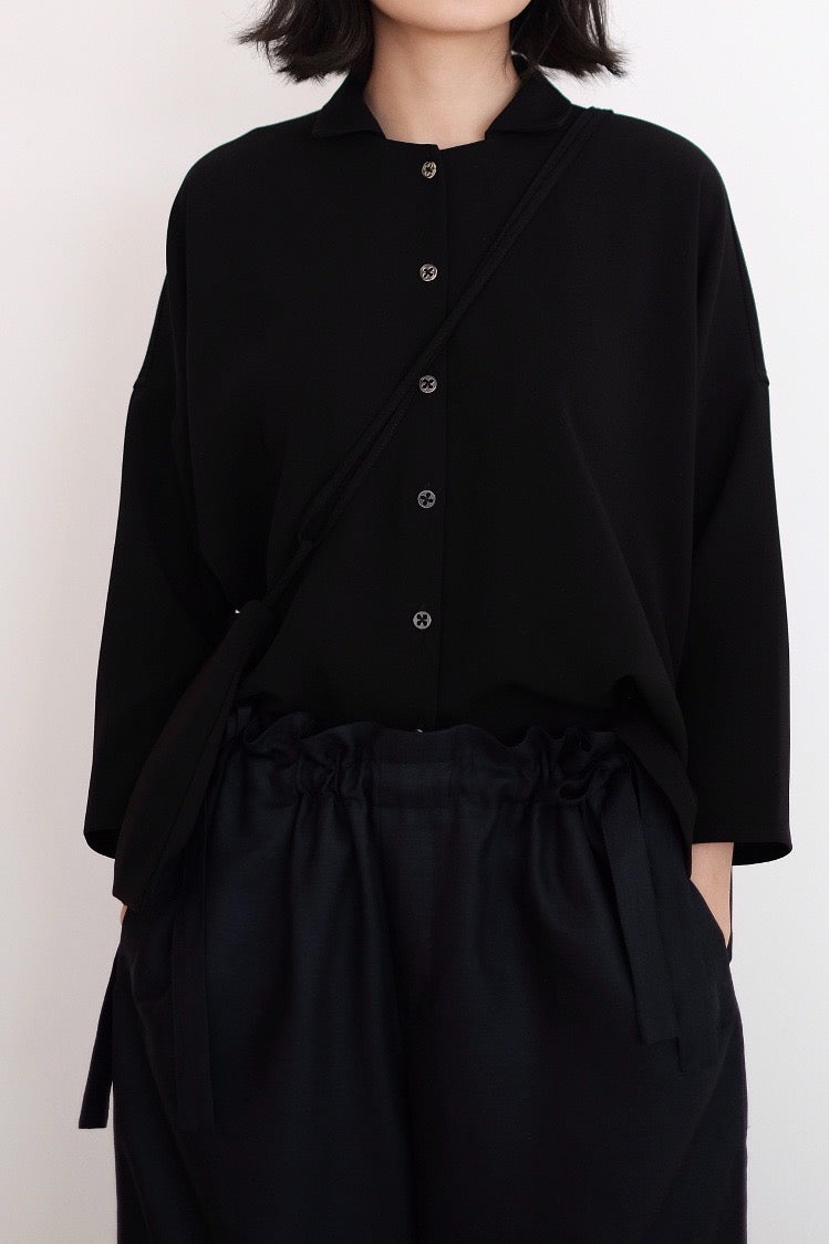 LAYLA BOX LONG SLEEVES BLOUSE (BLACK)