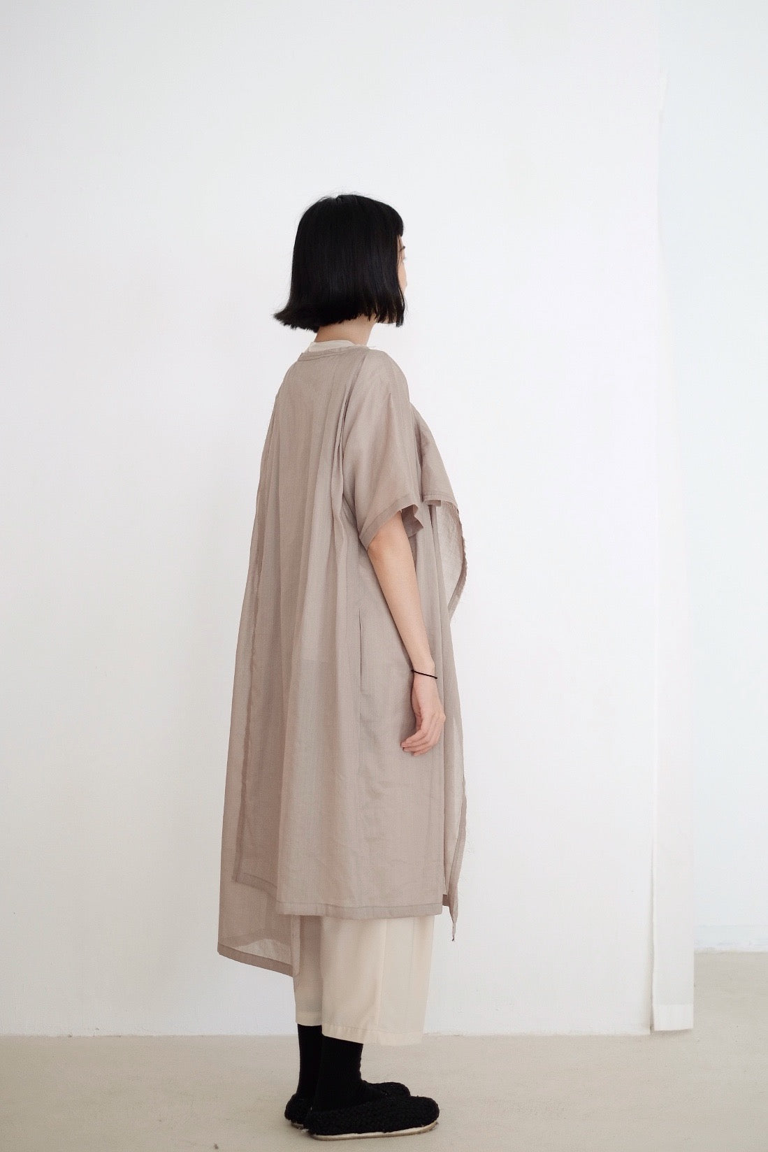 DREAMSCAPER DRESS (WARM GREY)