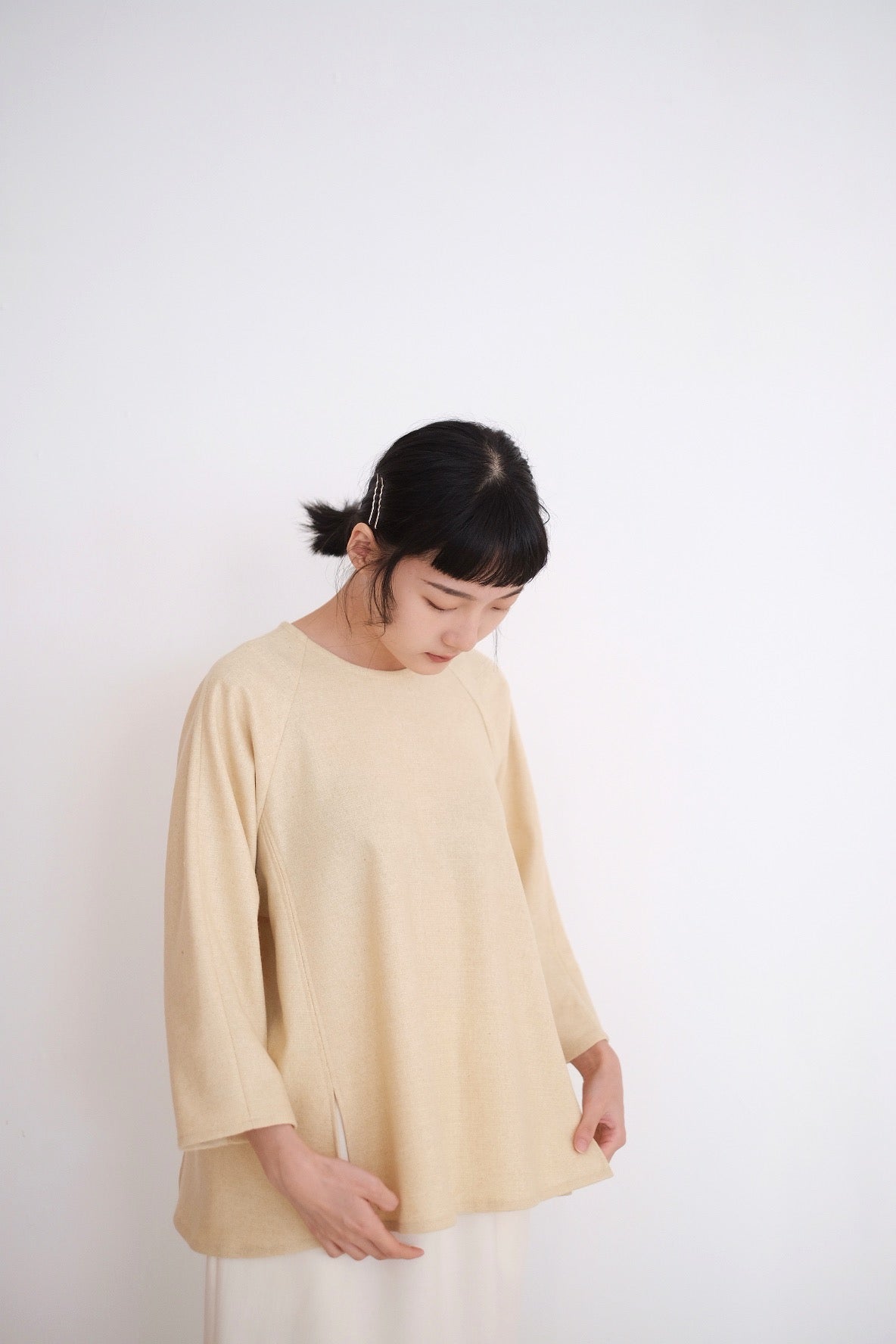 KOU's TOP IN LIGHT YELLOW