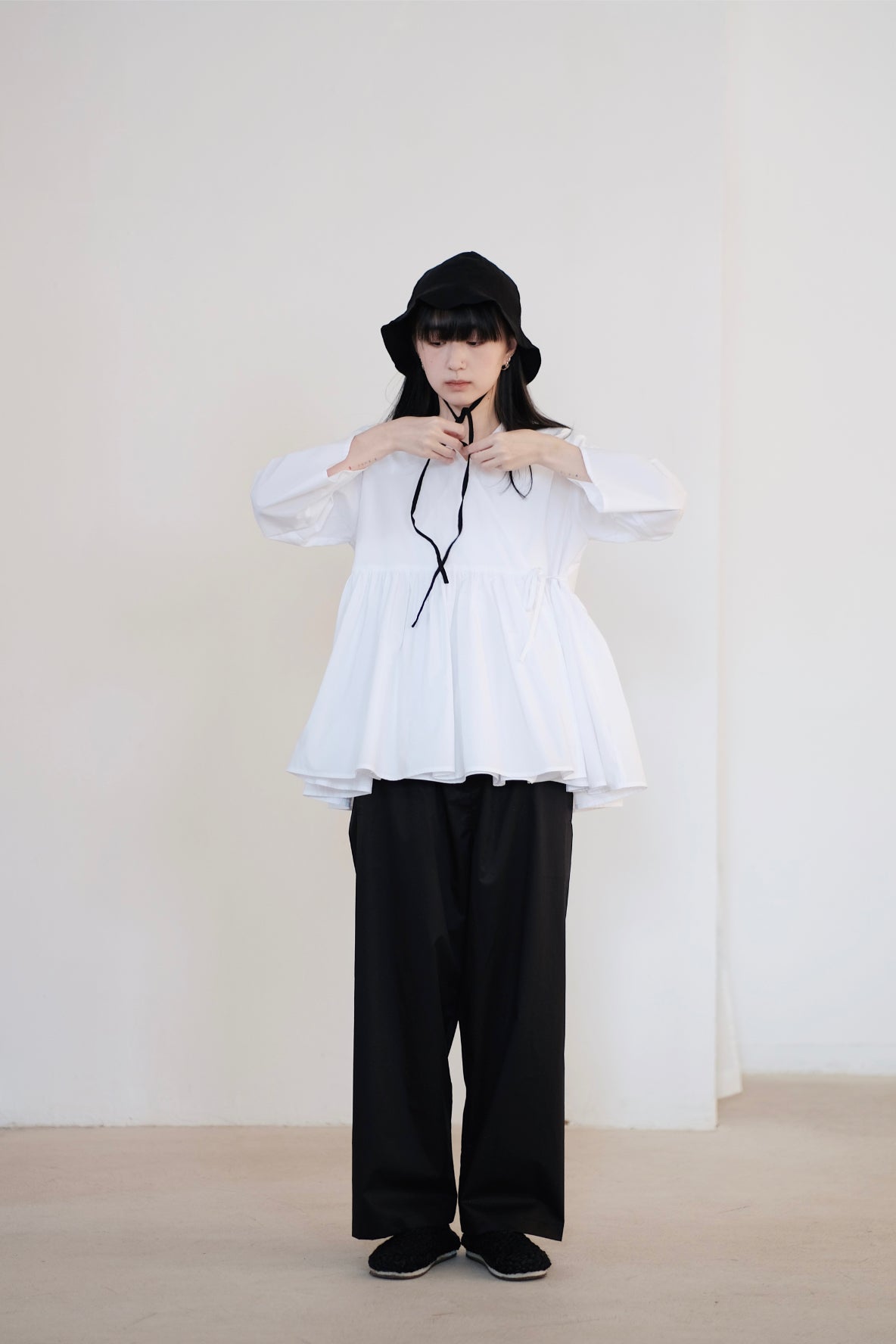 KĒKI LAYER BLOUSES WITH STRAPPING (WHITE)