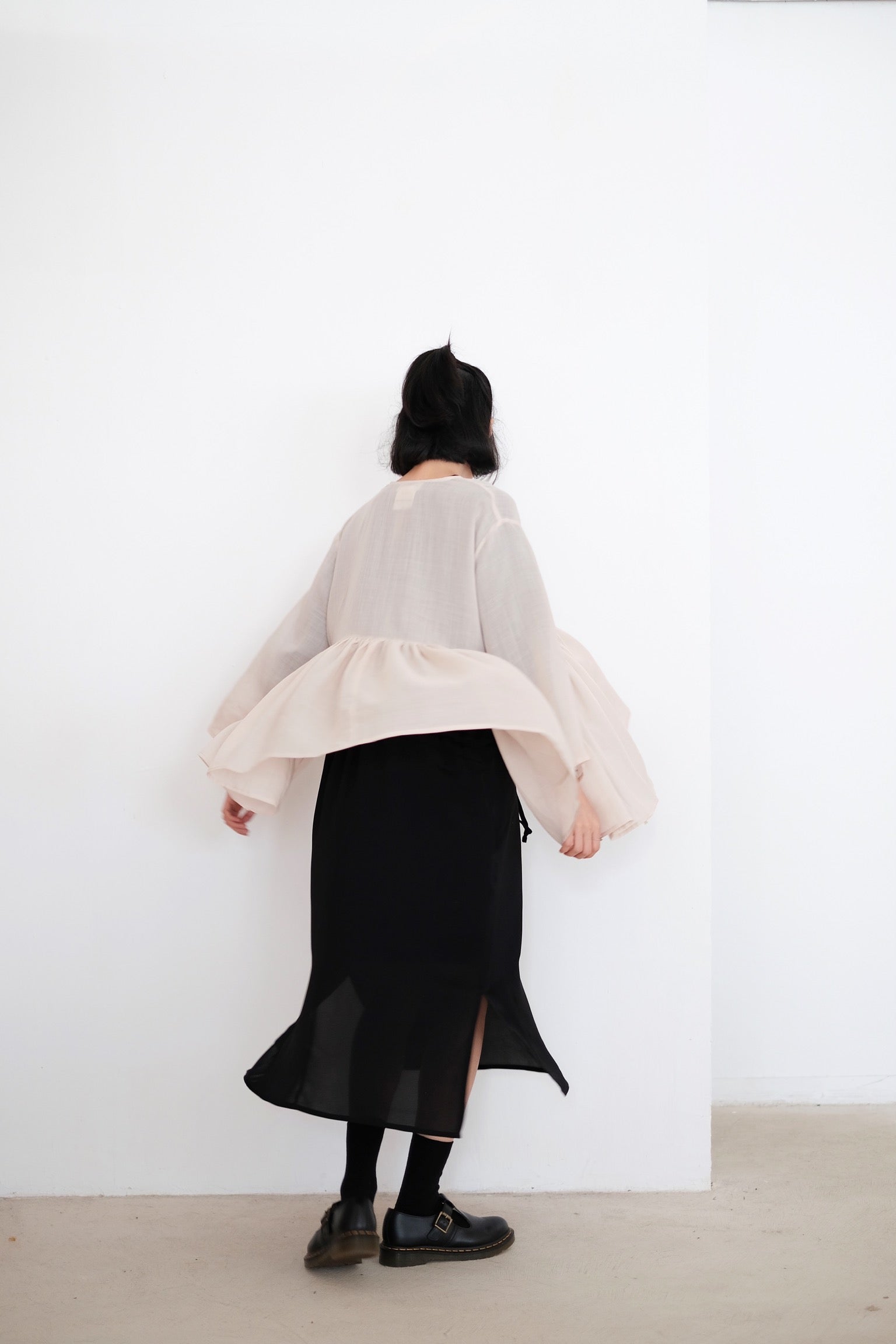 KĒKI LAYER BLOUSES WITH STRAPPING (PEARL)