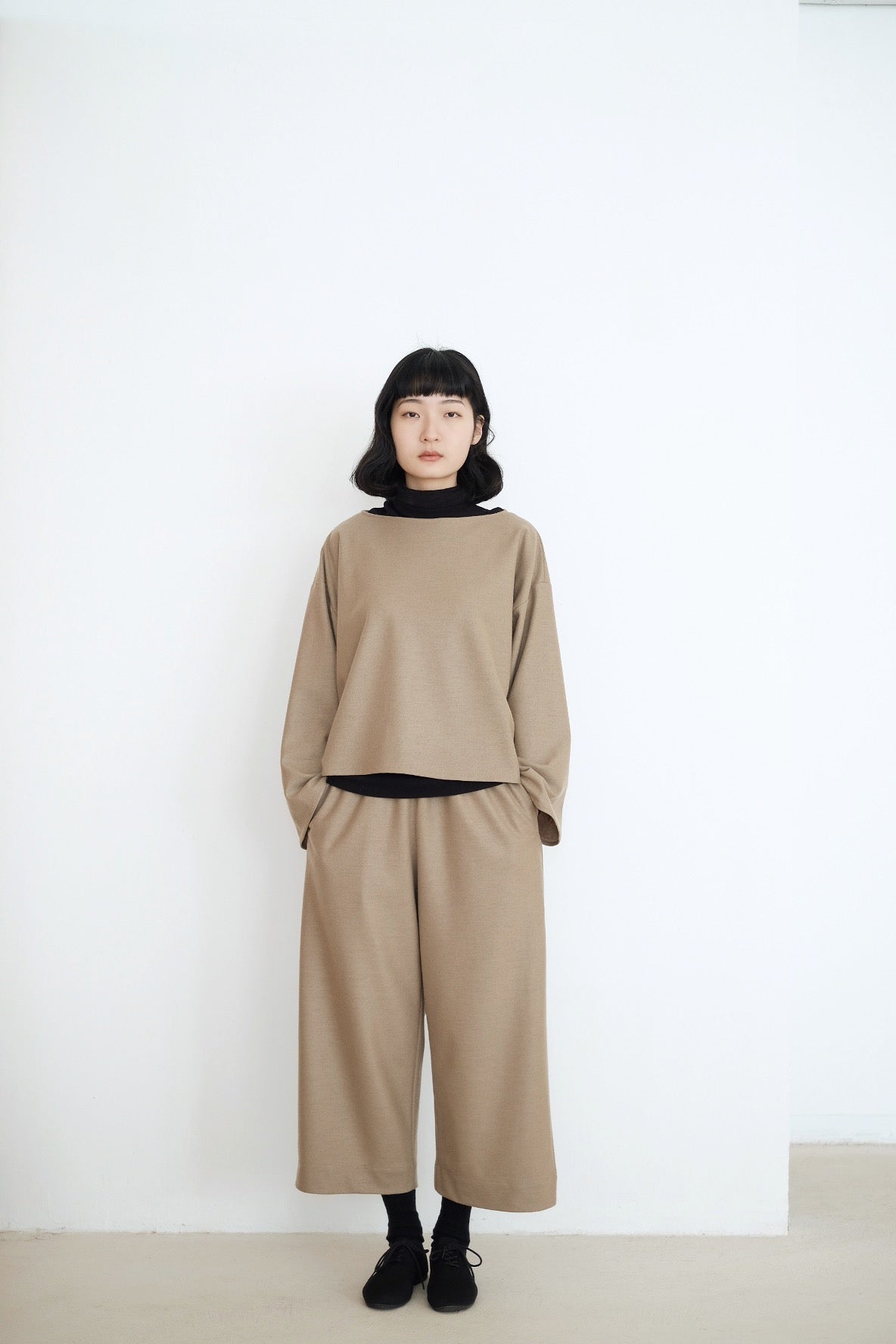 ANAIS Set IN WOOL / TOP (KHAKI)